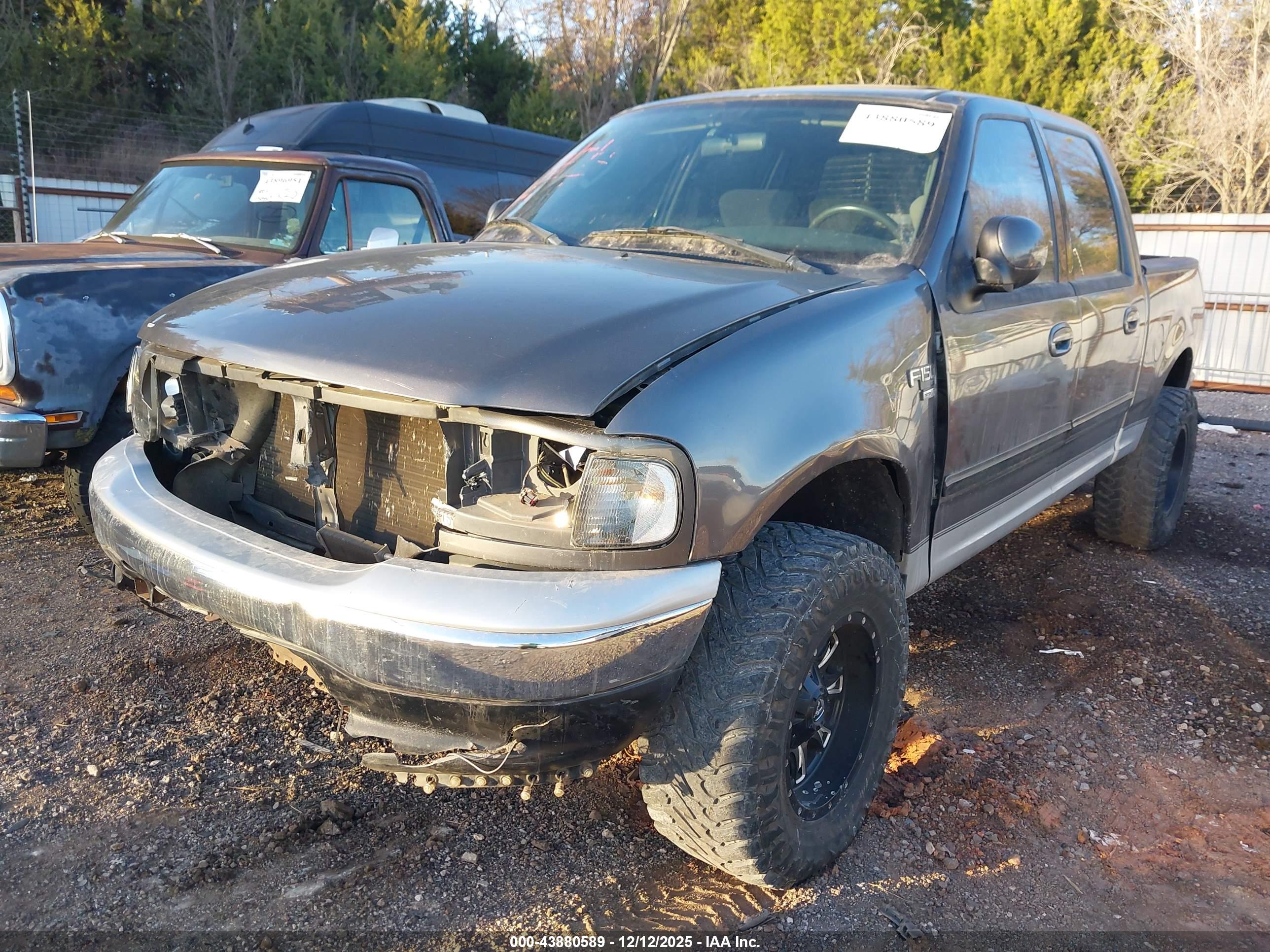 FORD F-150 image 2