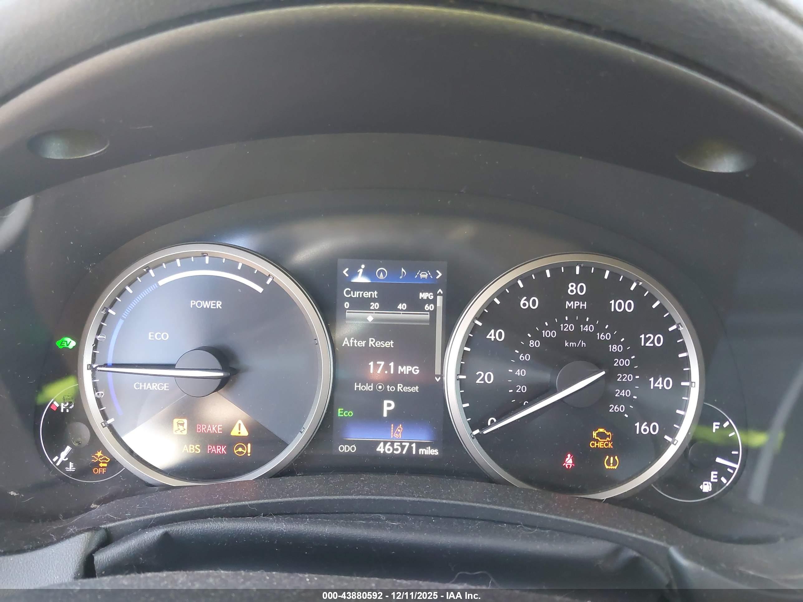 LEXUS NX image 7