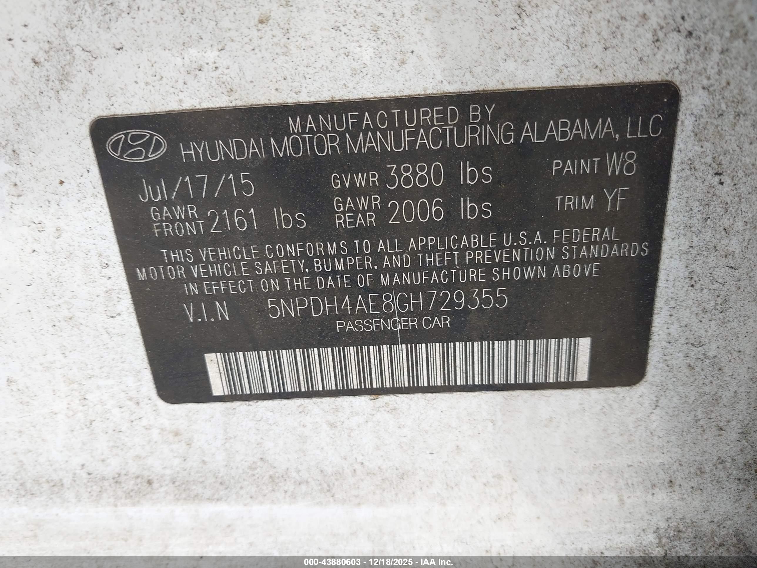 HYUNDAI ELANTRA image 9