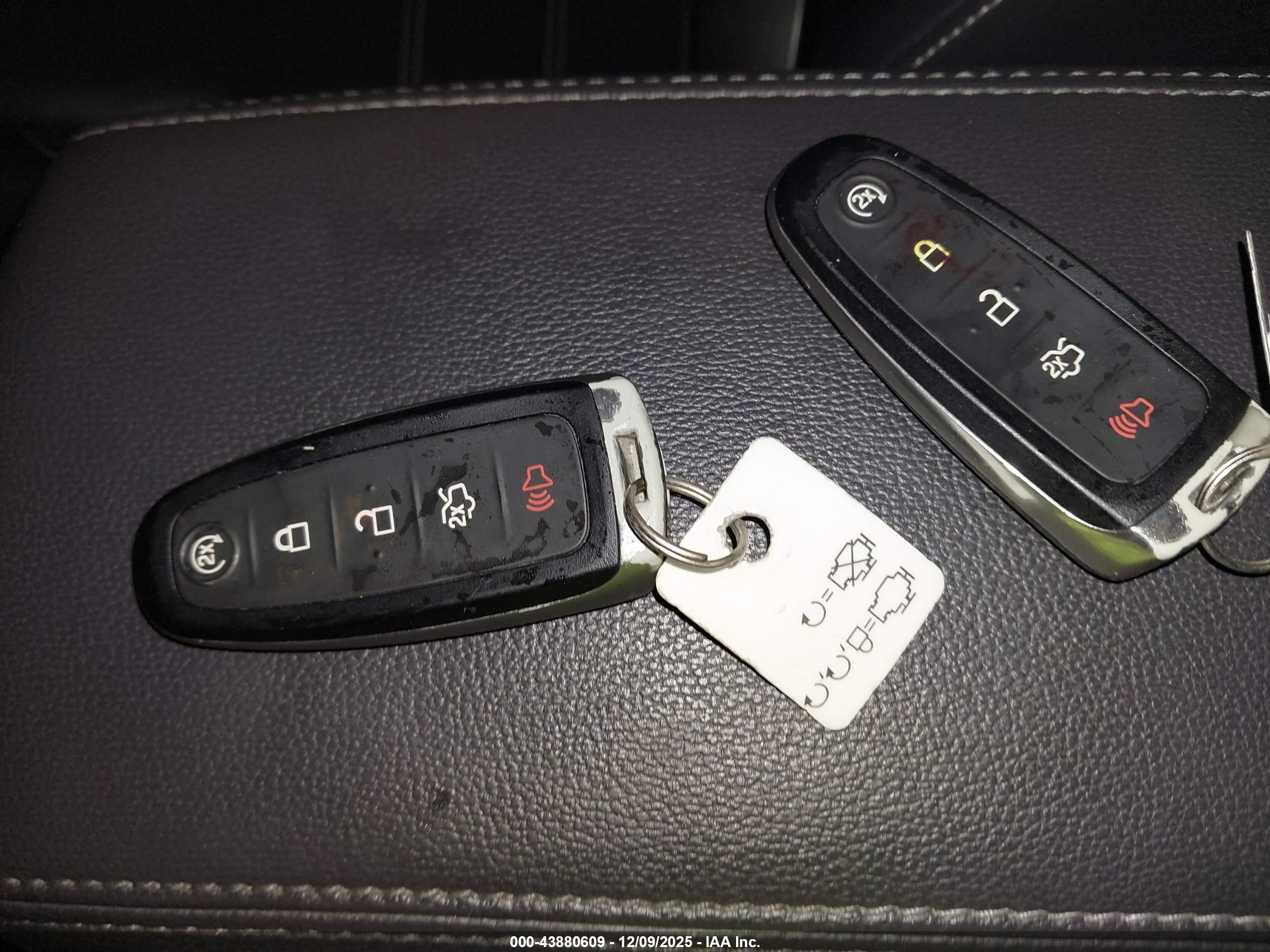 FORD ESCAPE image 11