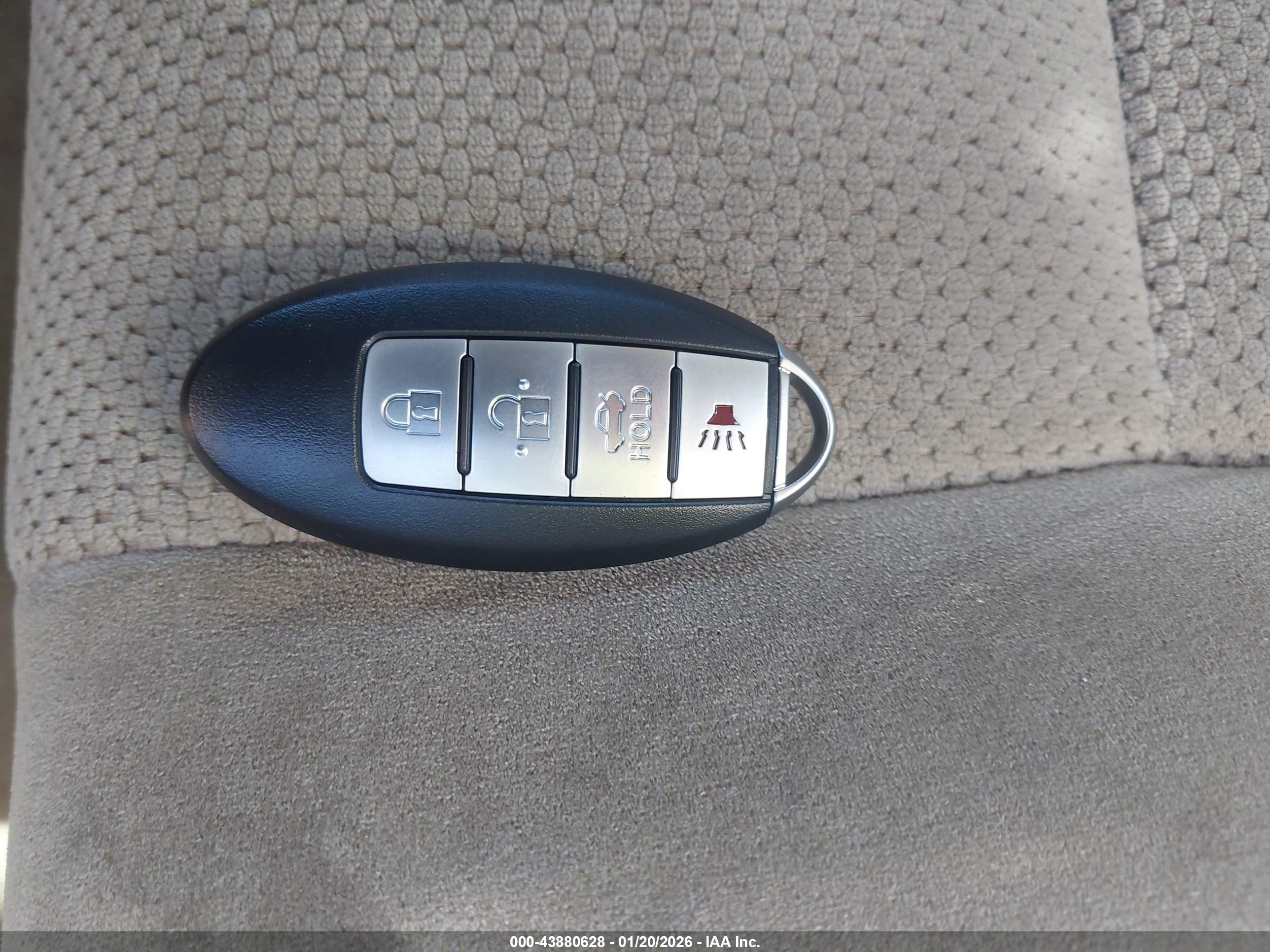 NISSAN ALTIMA image 11