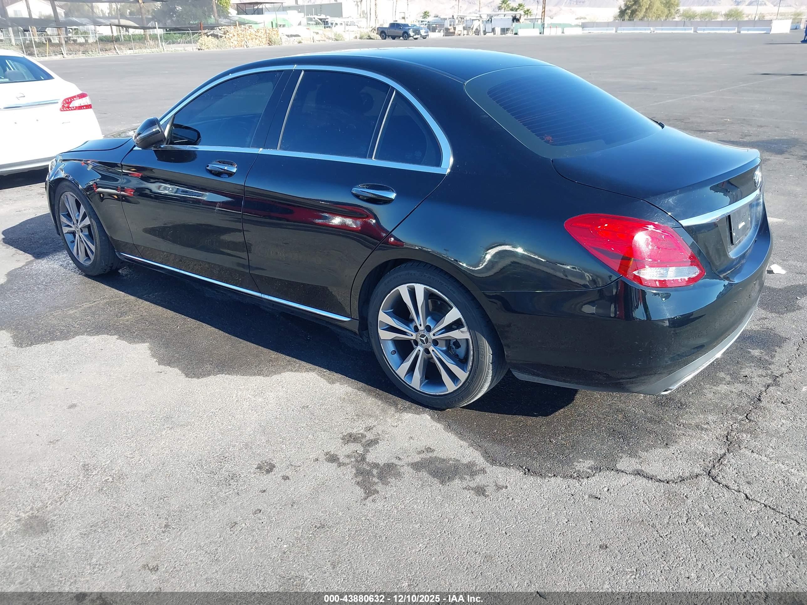 MERCEDES-BENZ C image 3