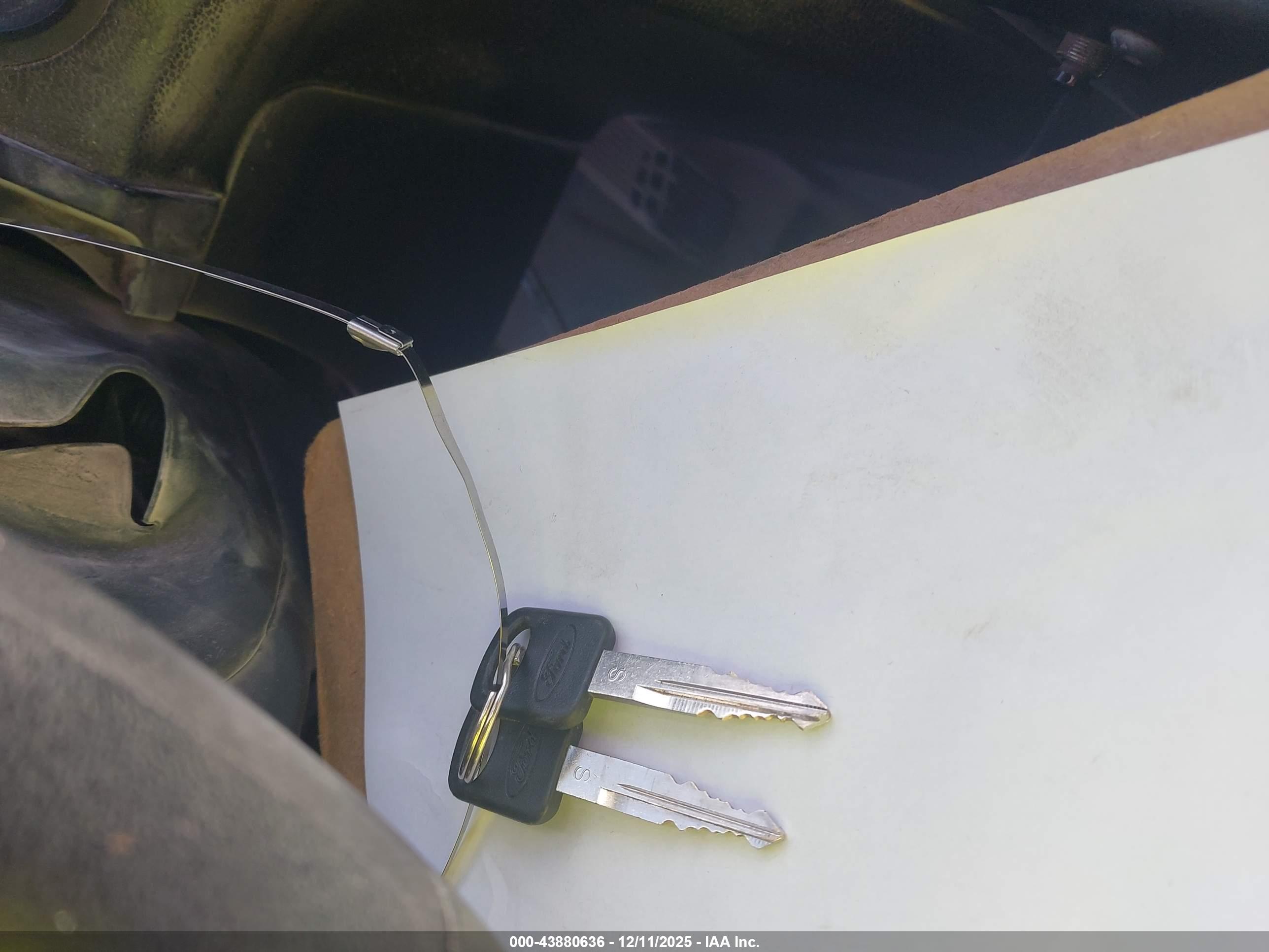 FORD UTILITY image 11
