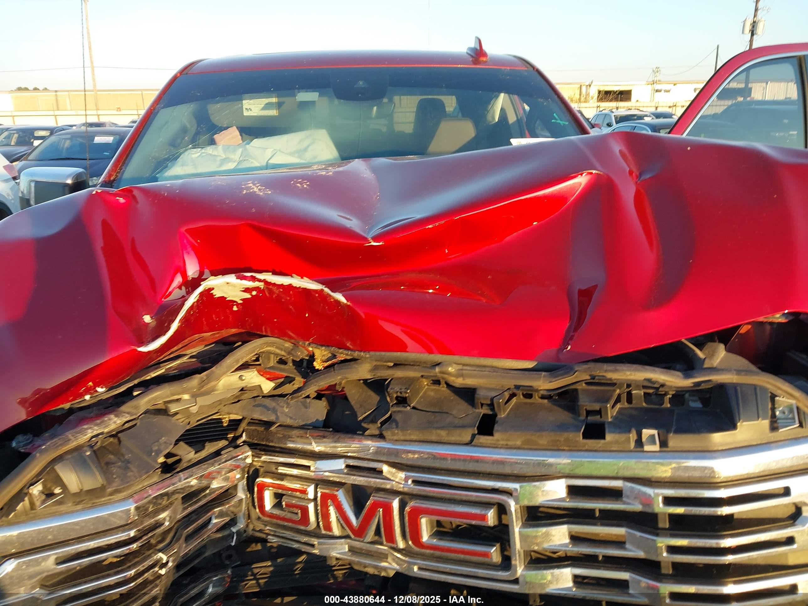 GMC SIERRA image 10