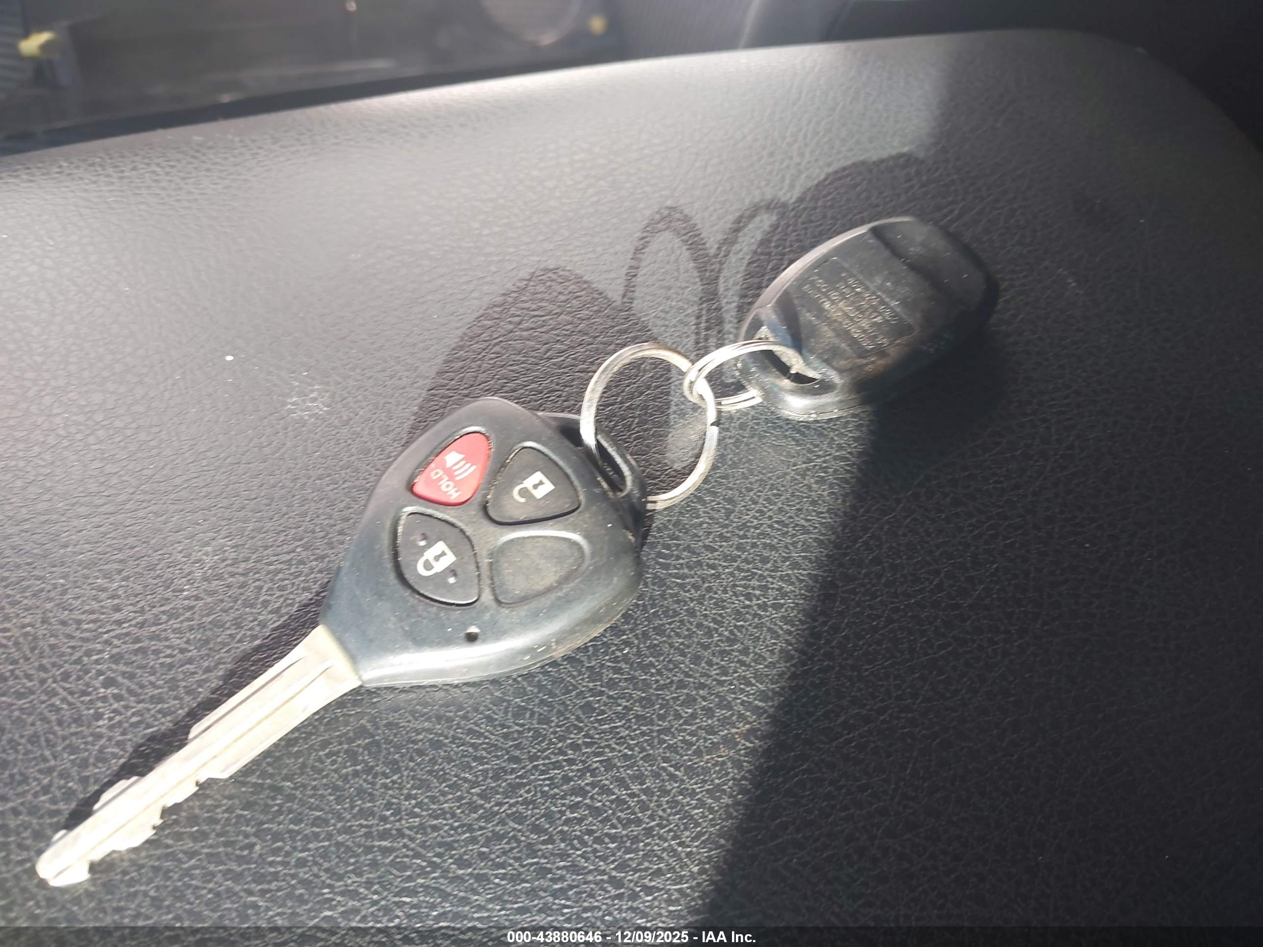 TOYOTA 4RUNNER image 11