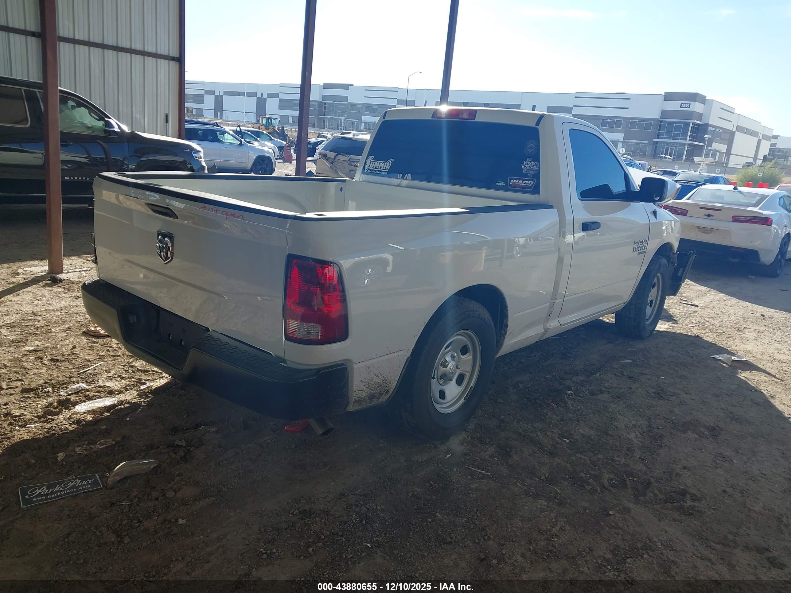 RAM 1500 image 4