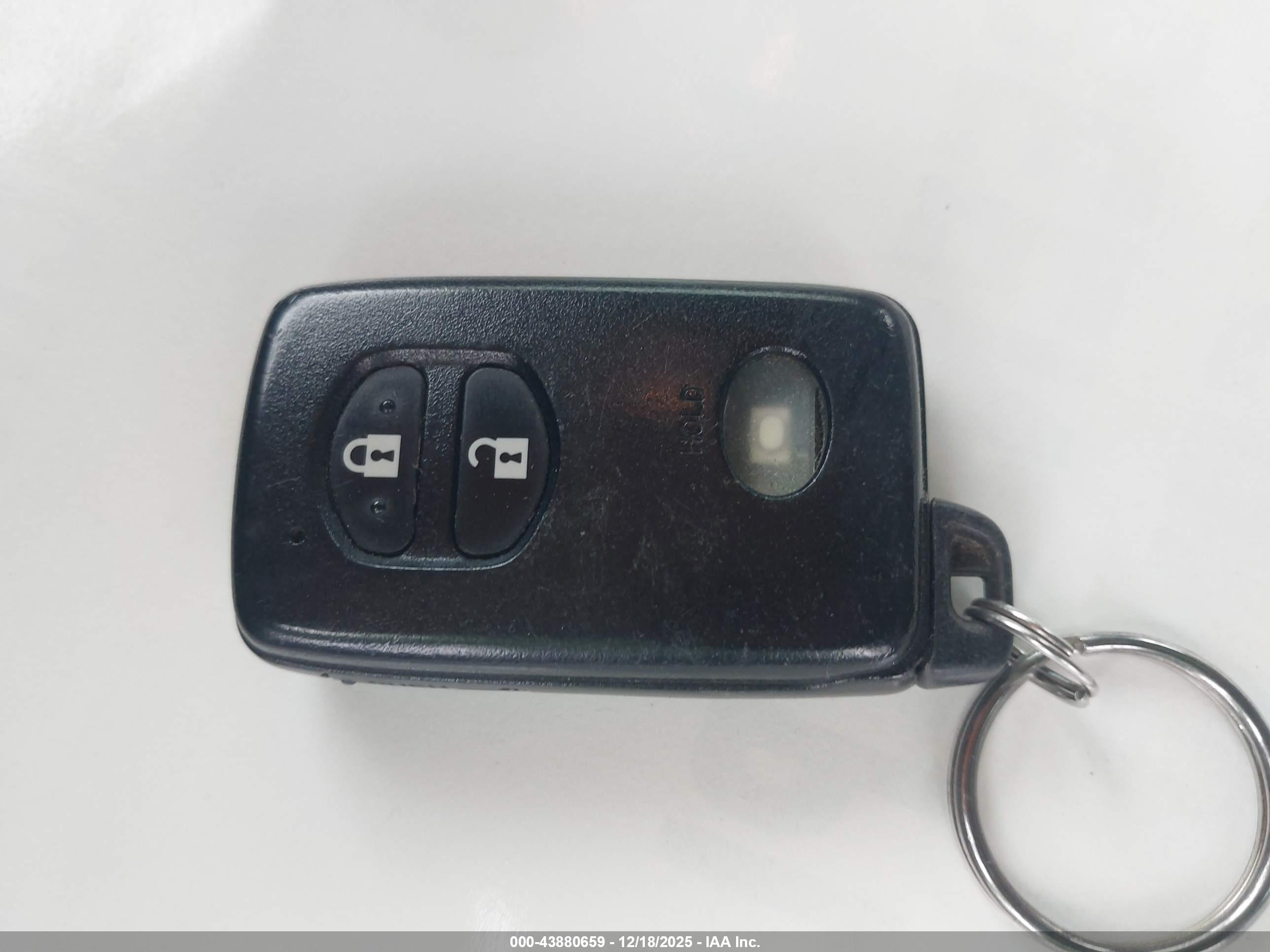 TOYOTA PRIUS image 11