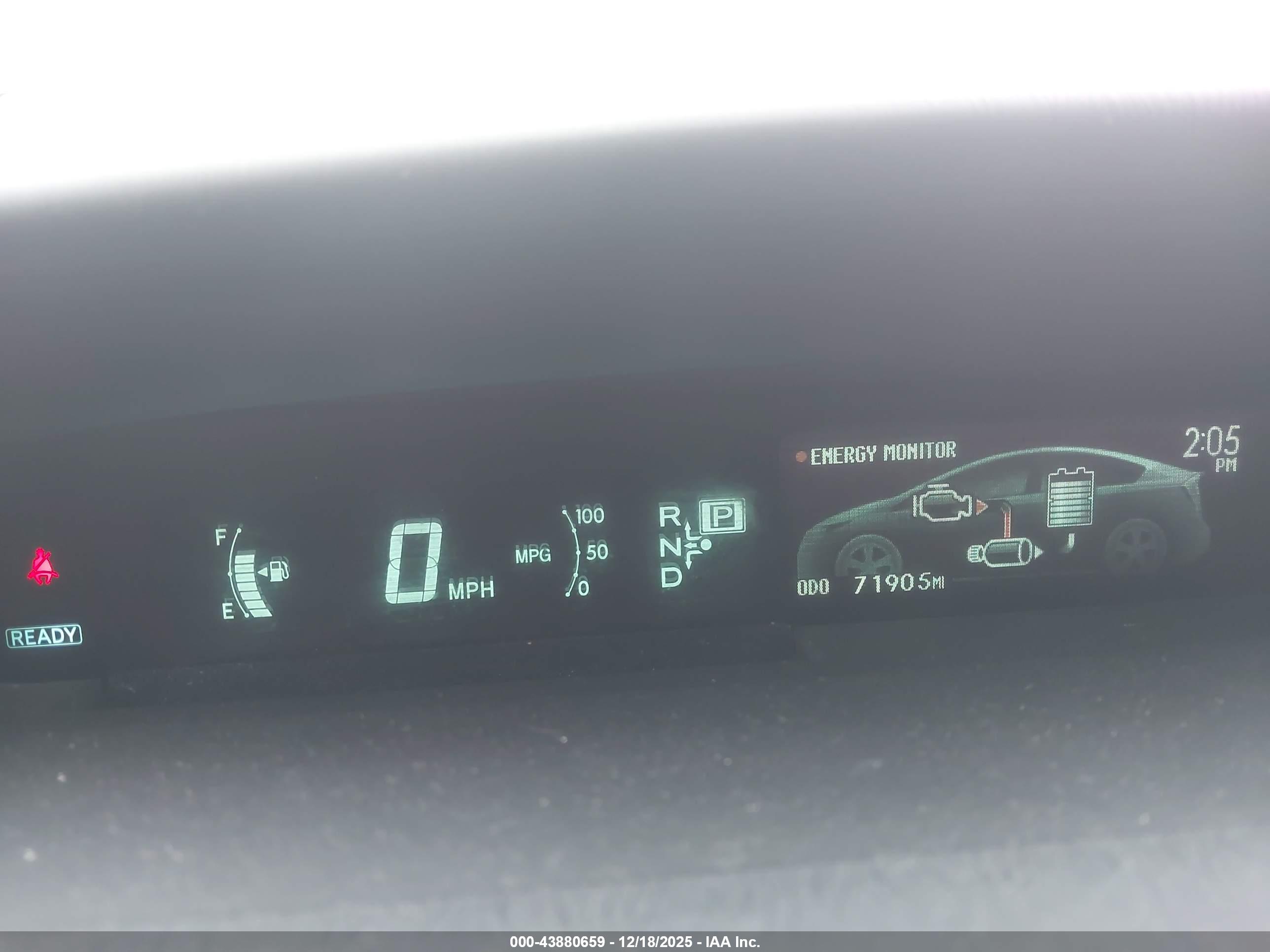 TOYOTA PRIUS image 7