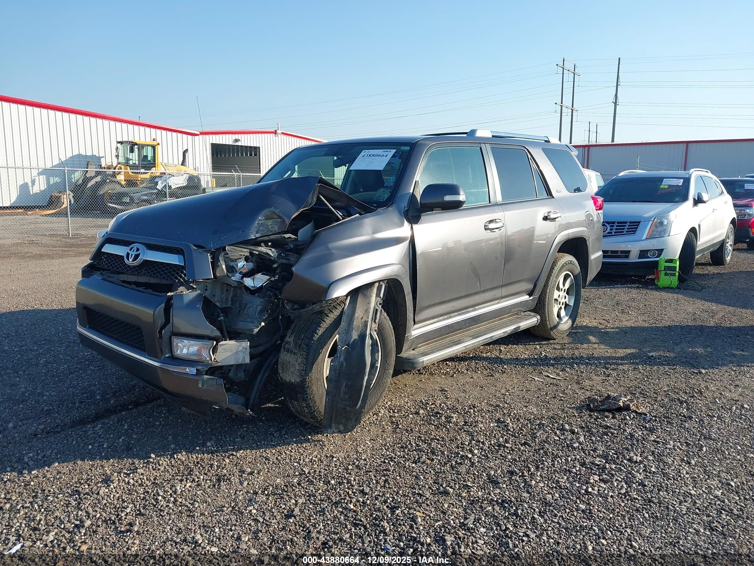 TOYOTA 4RUNNER image 2