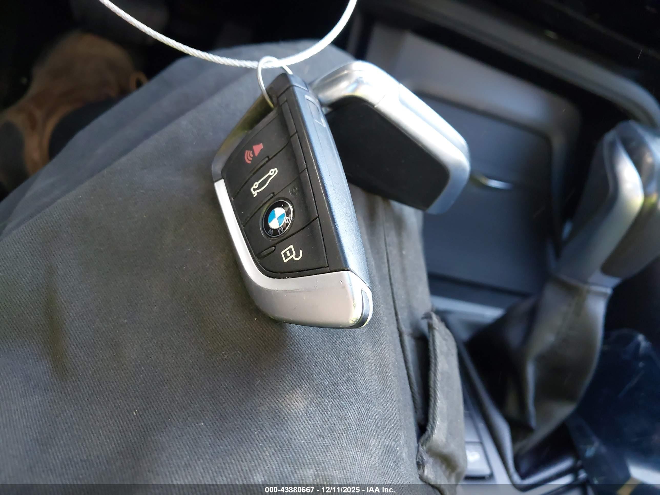 BMW X1 image 11