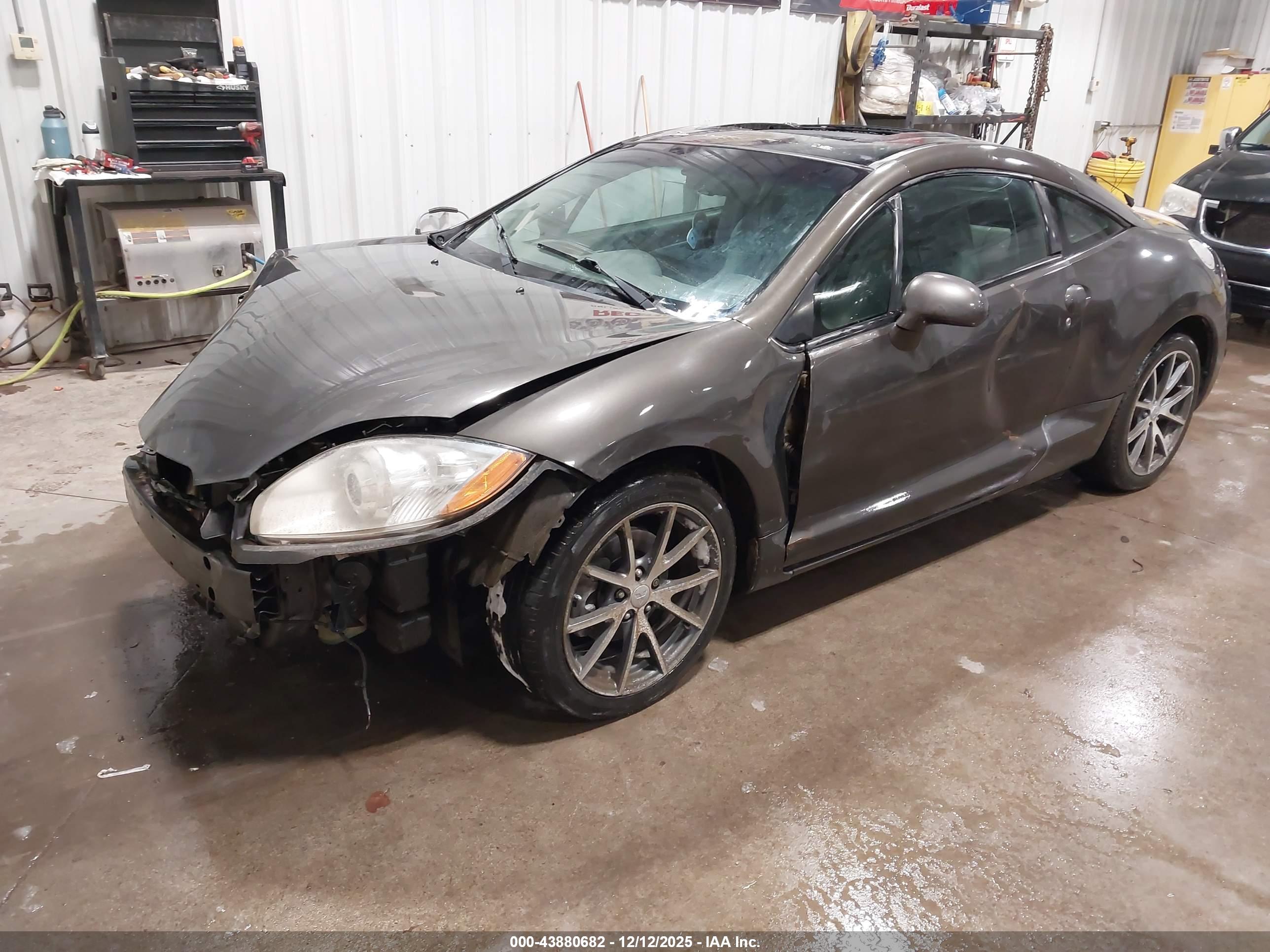 MITSUBISHI ECLIPSE image 2