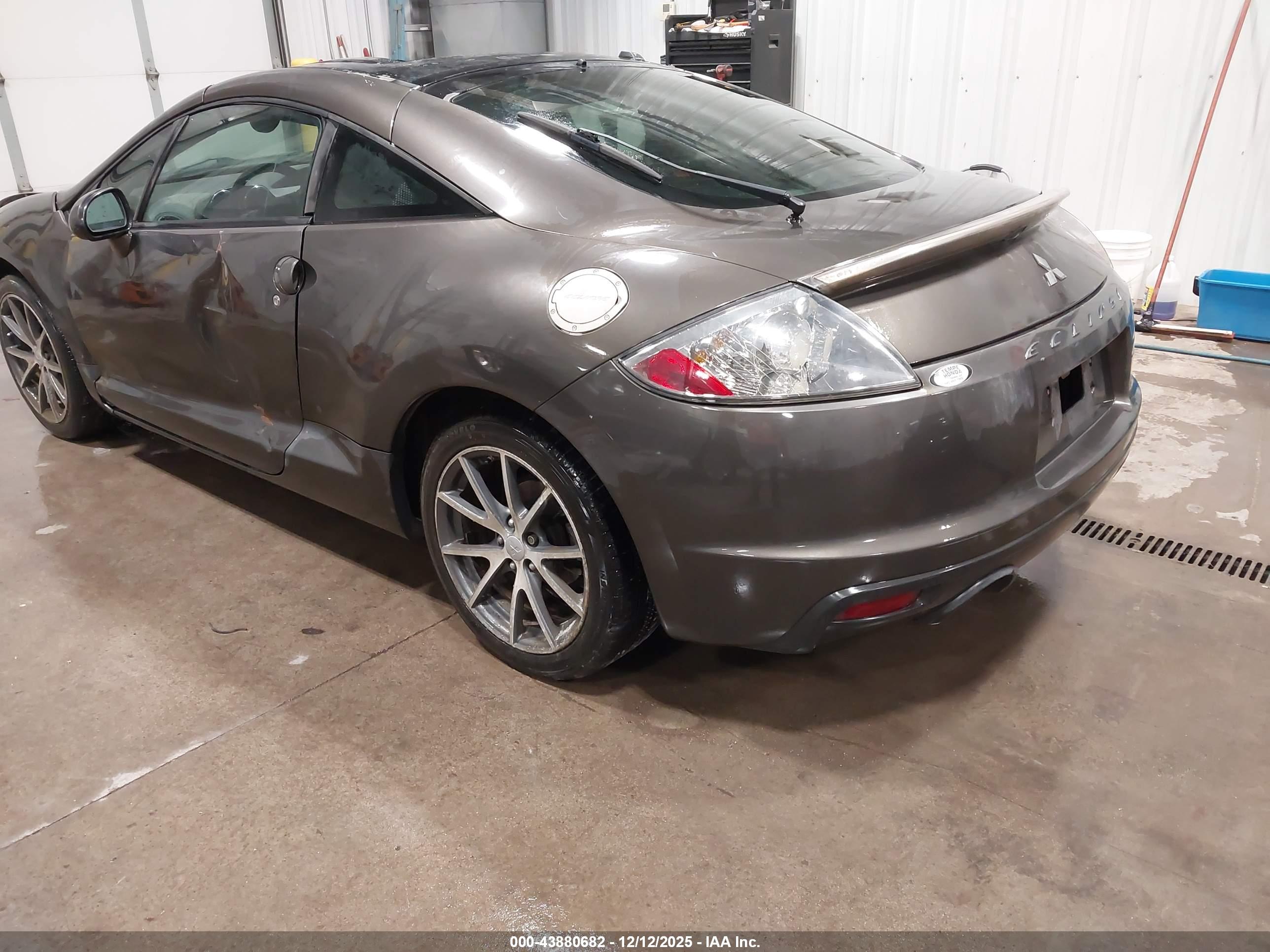 MITSUBISHI ECLIPSE image 3