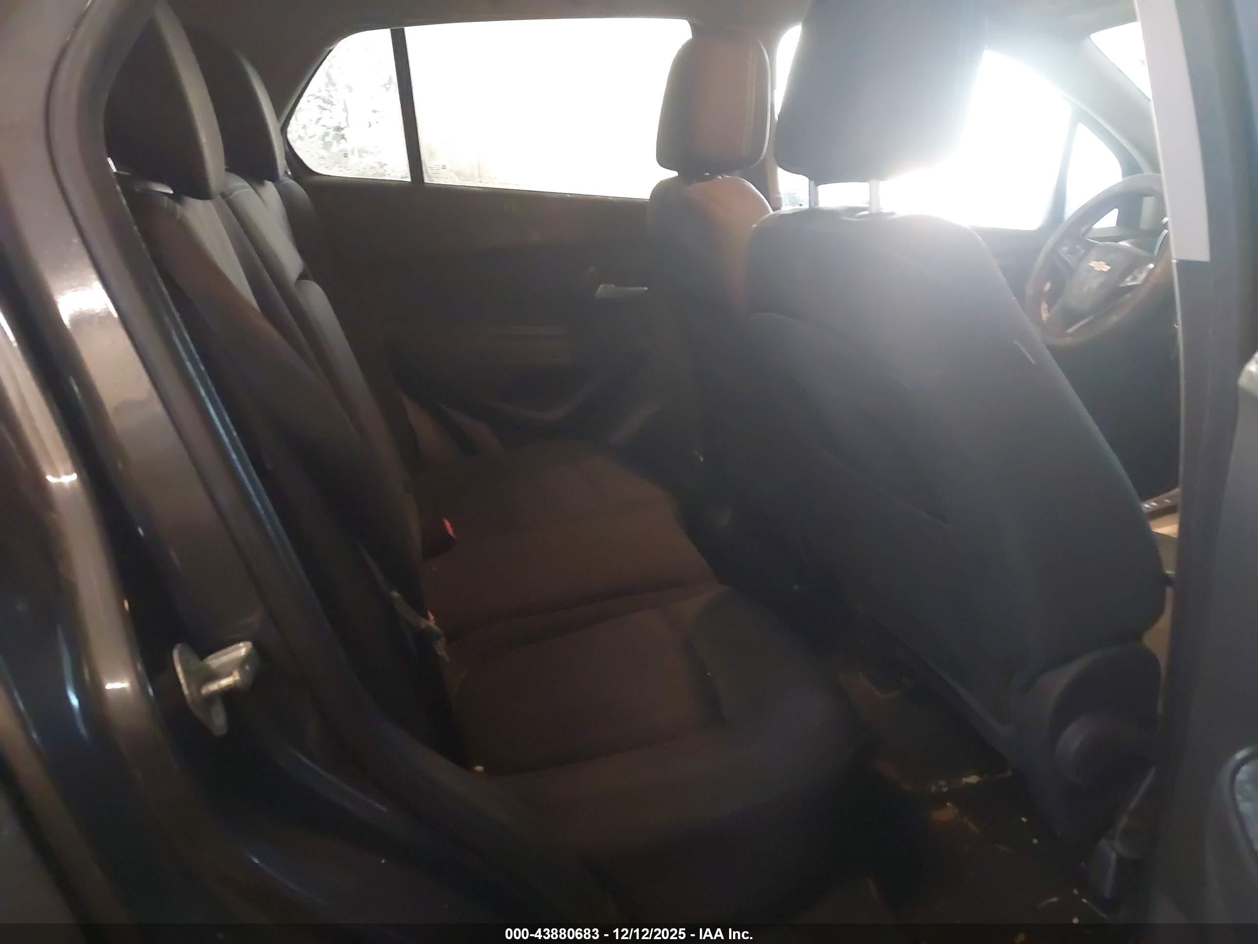 CHEVROLET TRAX image 8
