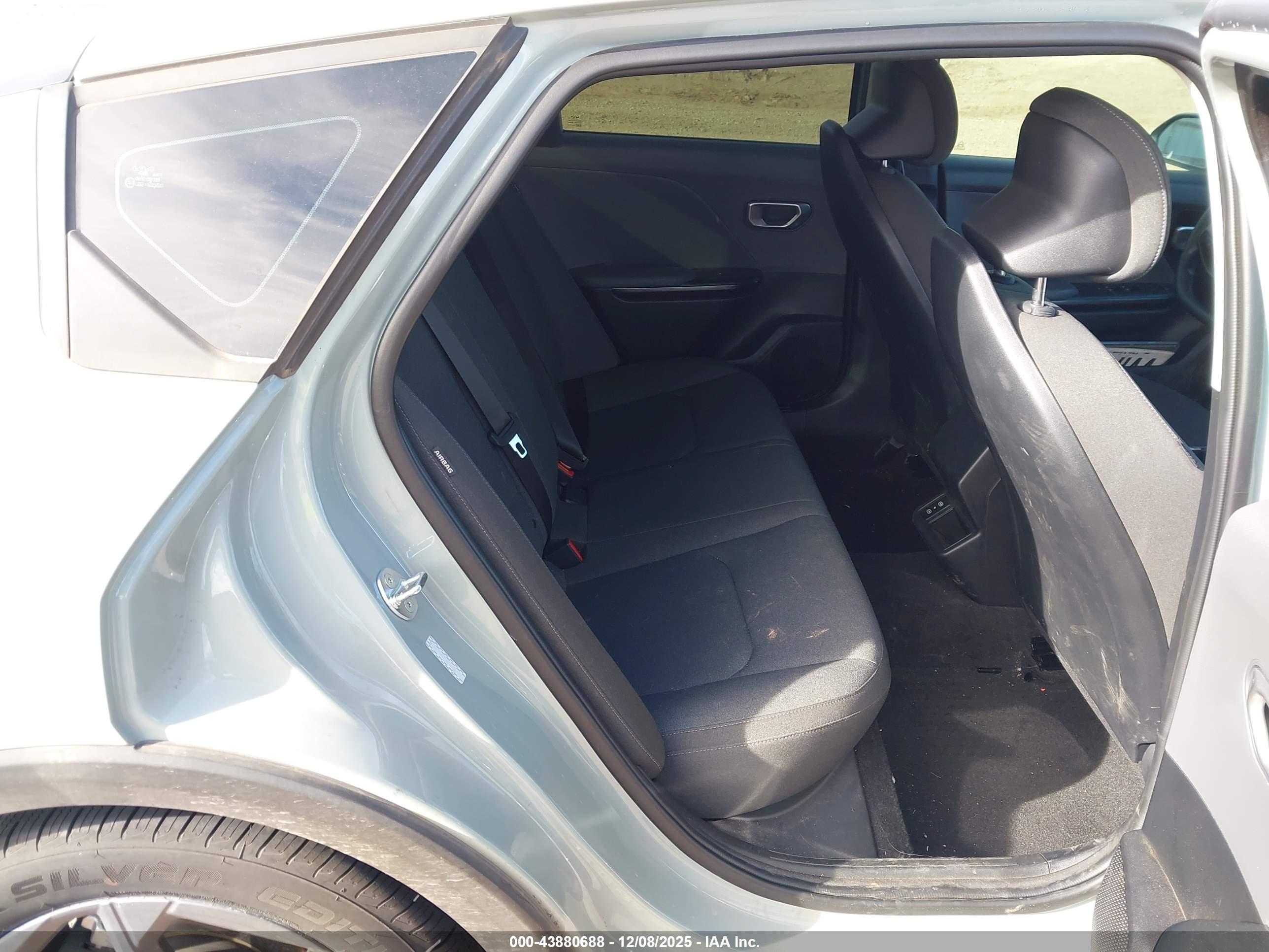 KIA K4 image 8