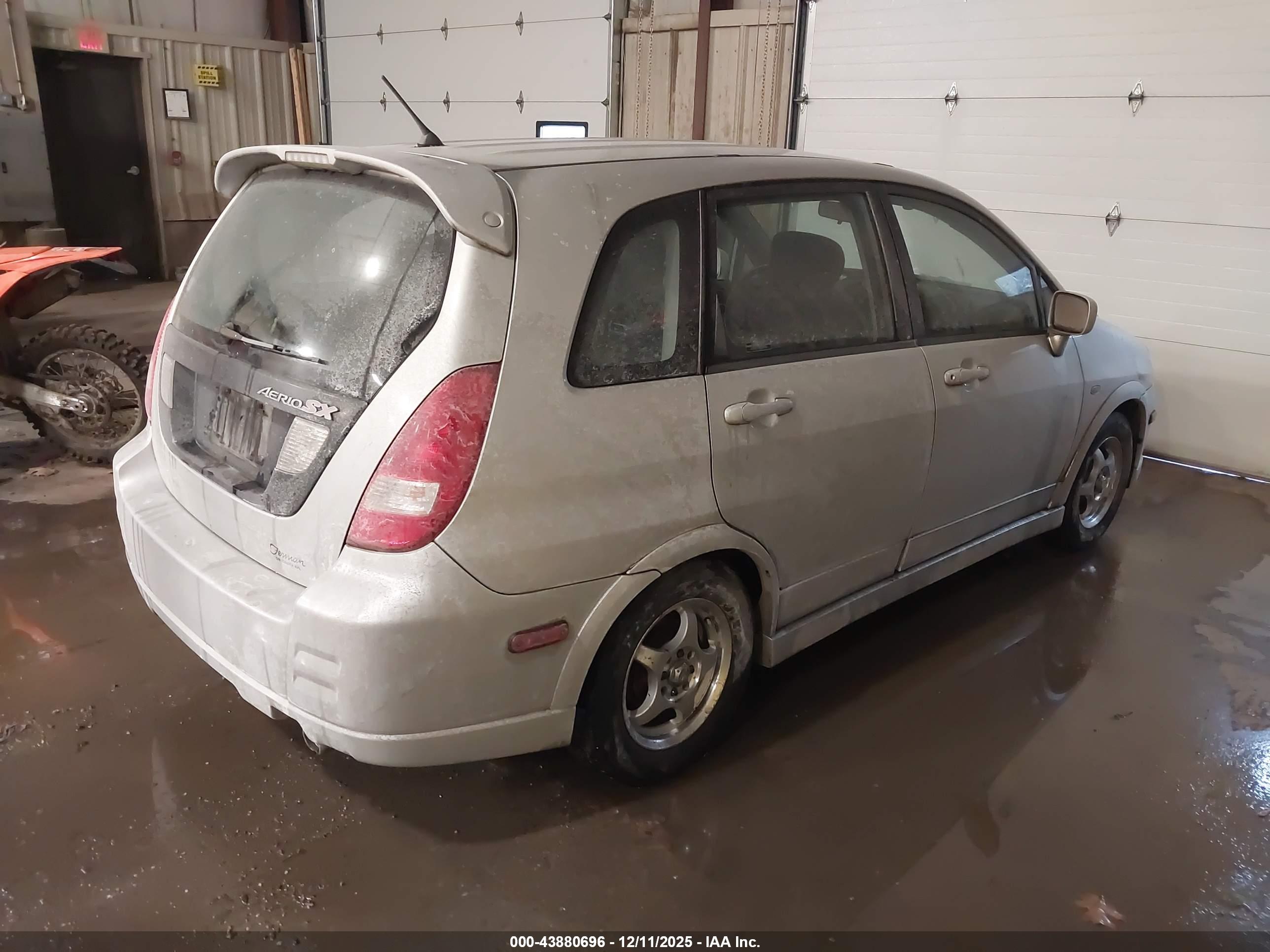 SUZUKI AERIO image 4