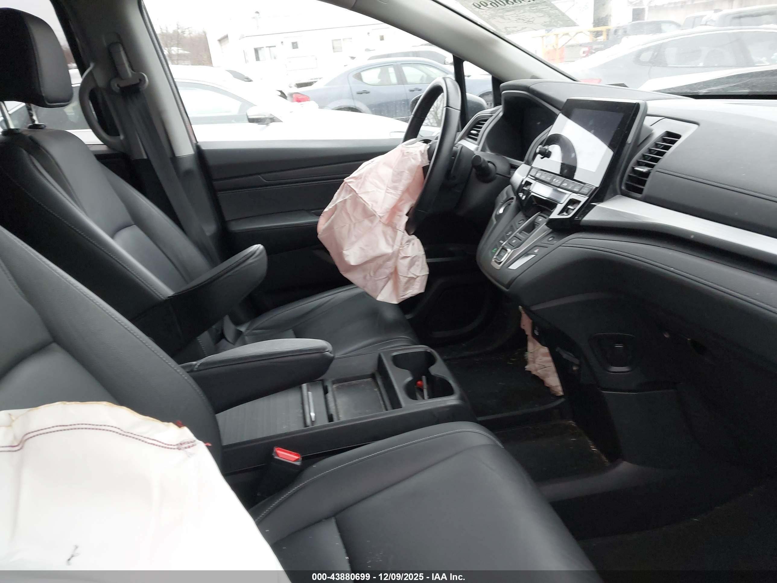 HONDA ODYSSEY image 5