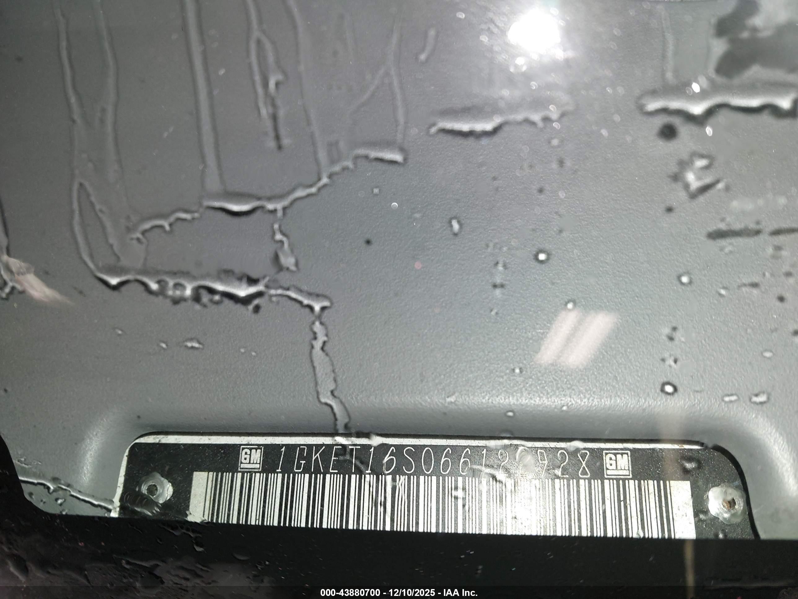 GMC ENVOY image 9