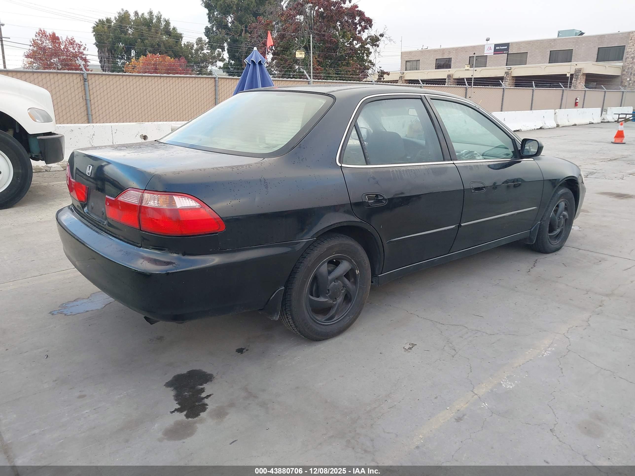 HONDA ACCORD image 4