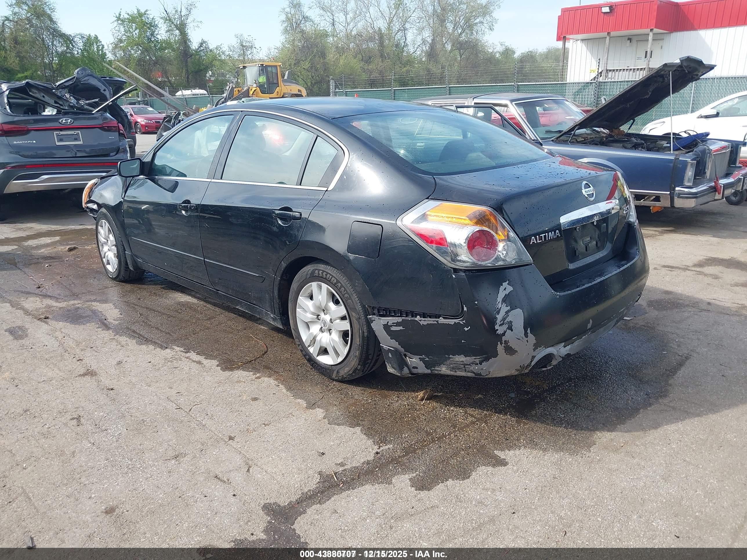NISSAN ALTIMA image 3