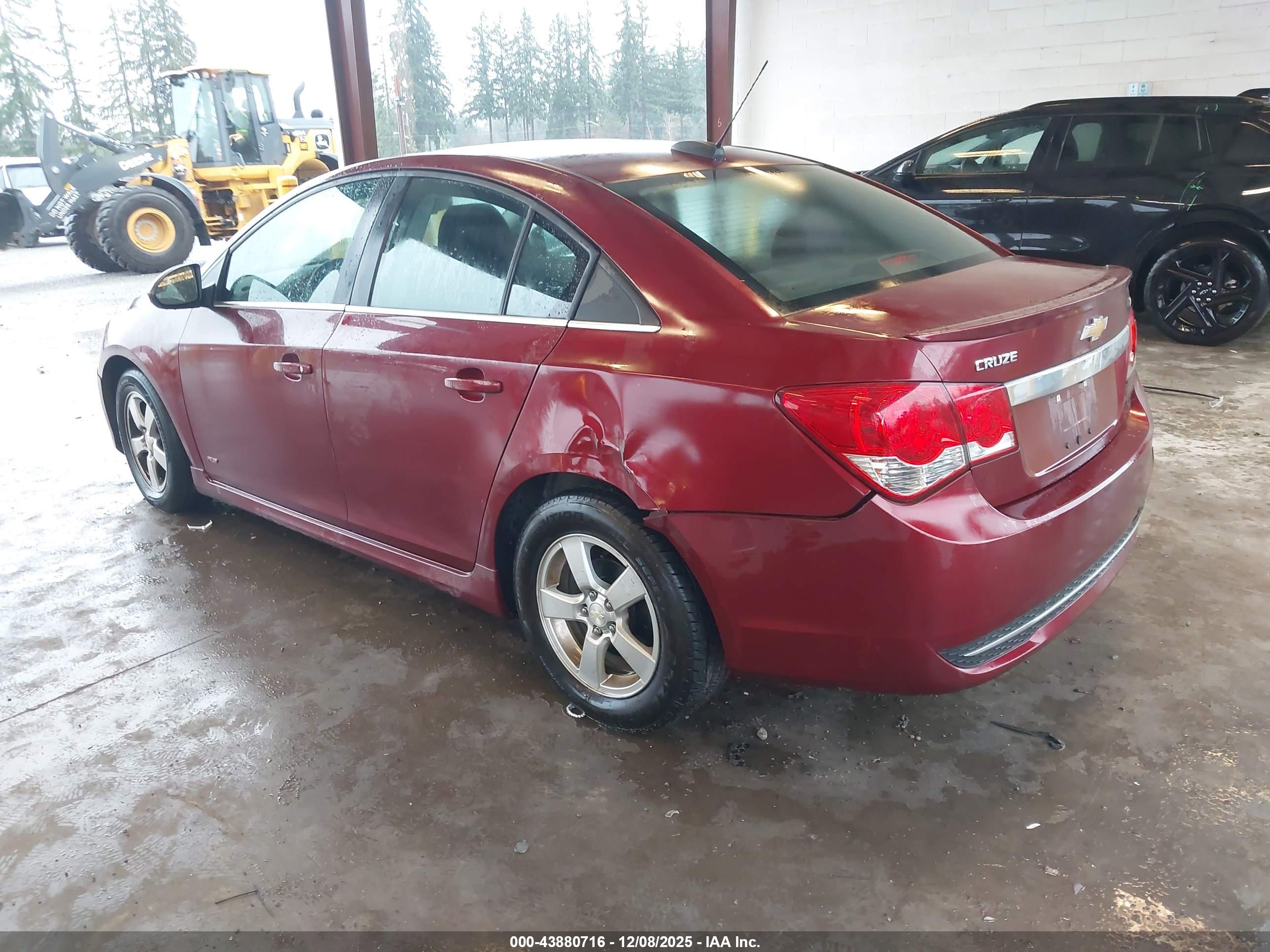 CHEVROLET CRUZE image 3