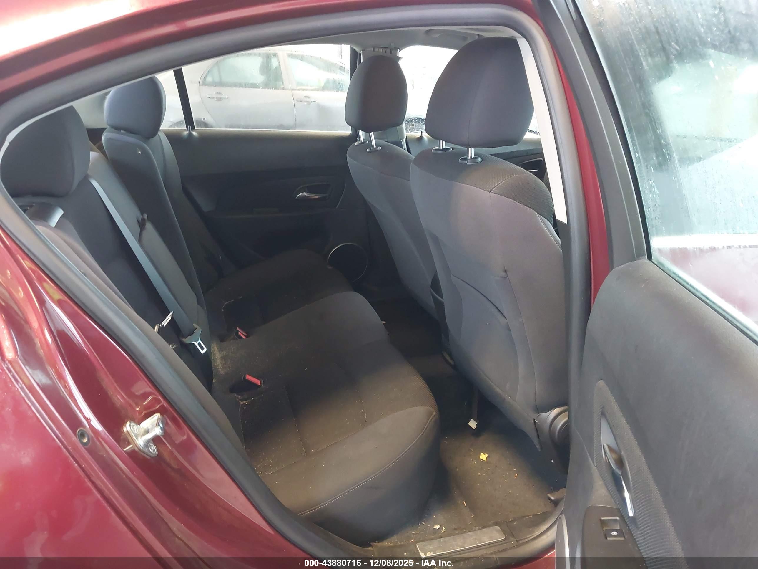 CHEVROLET CRUZE image 8