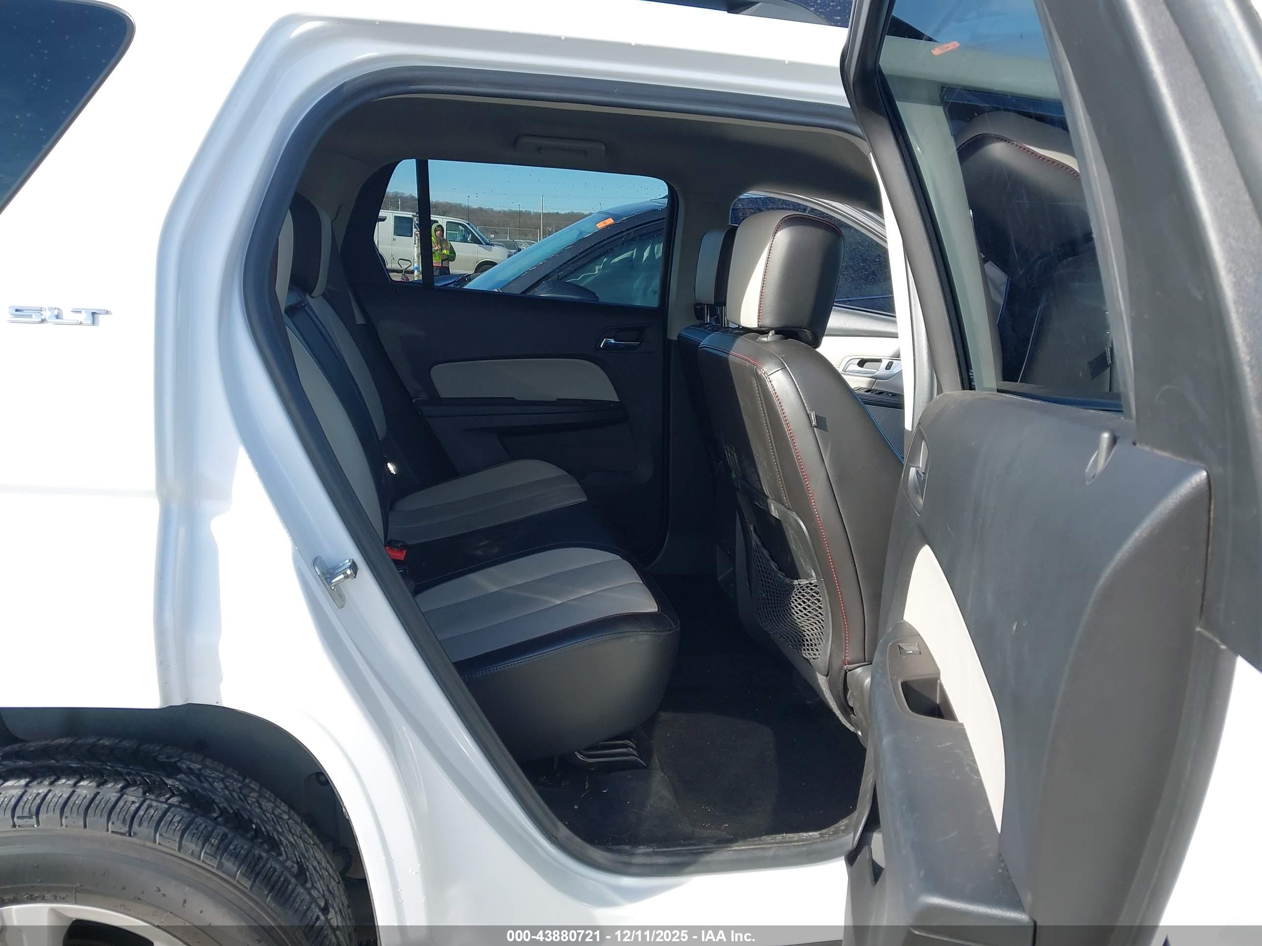 GMC TERRAIN image 8