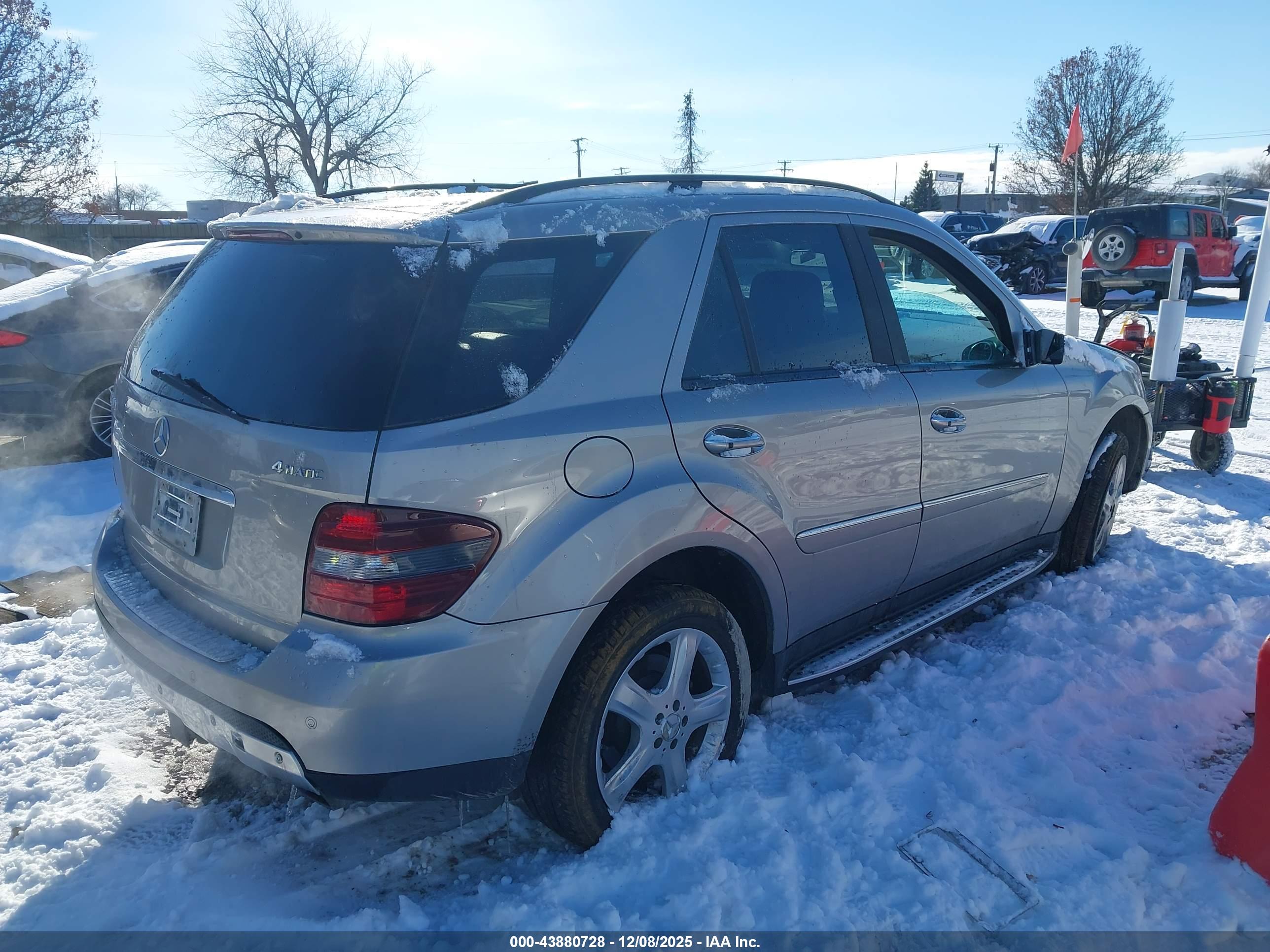 MERCEDES-BENZ ML image 4