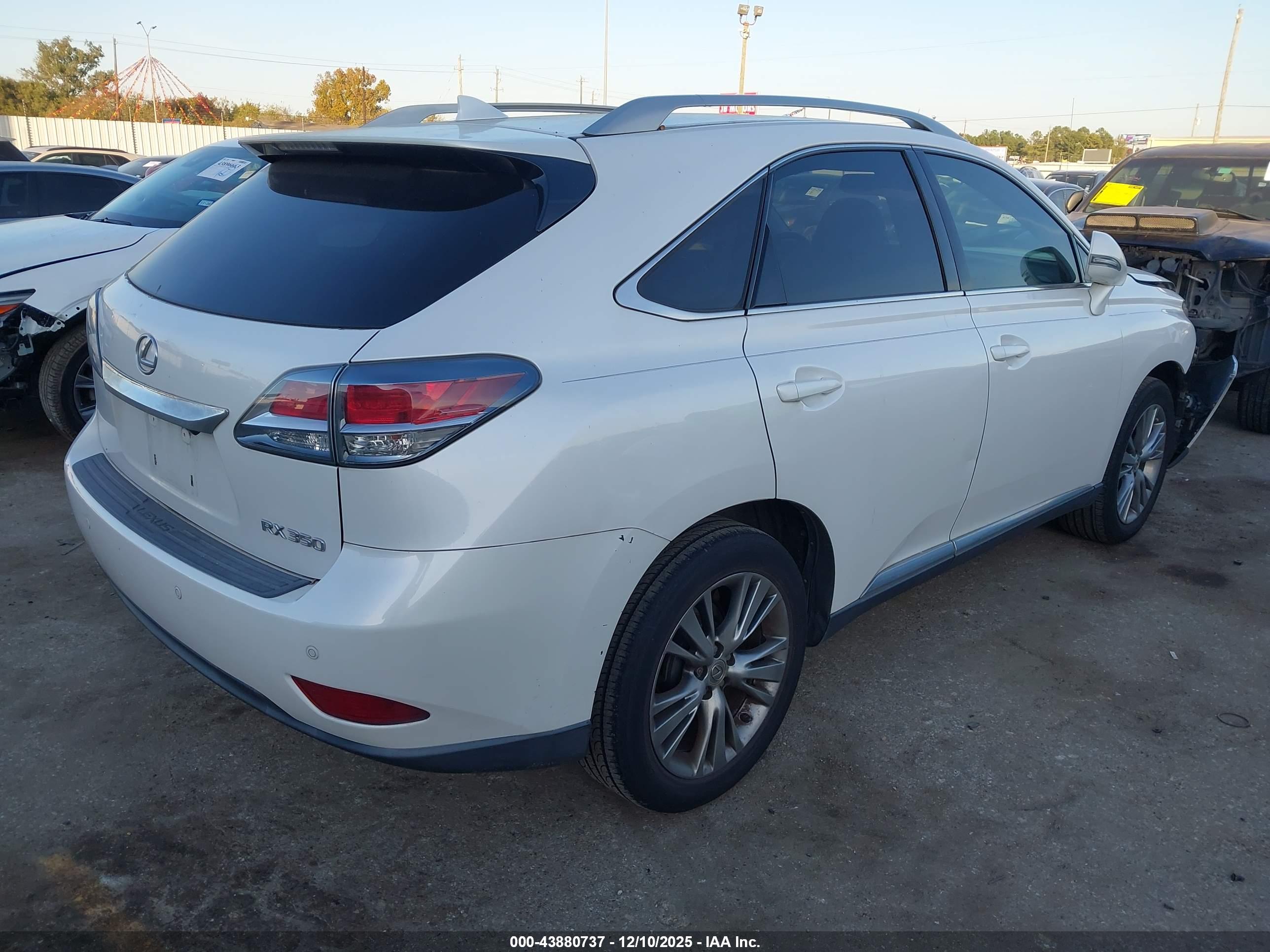 LEXUS RX image 4