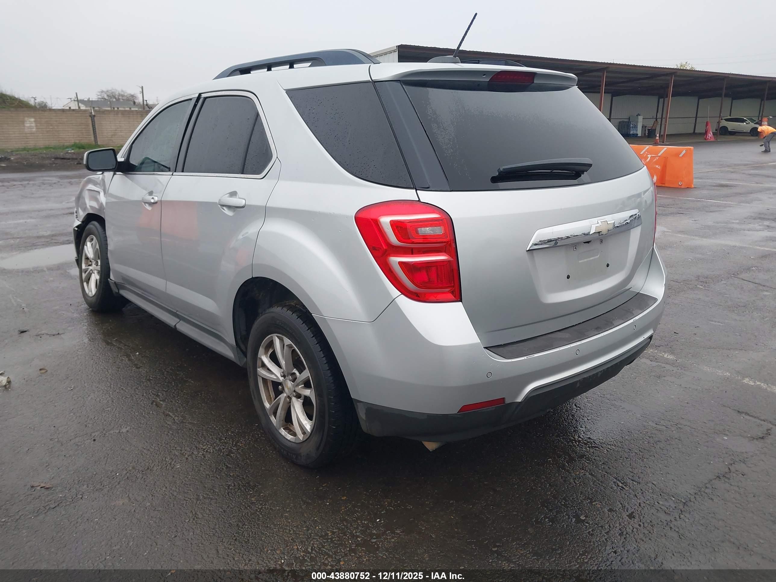 CHEVROLET EQUINOX image 3