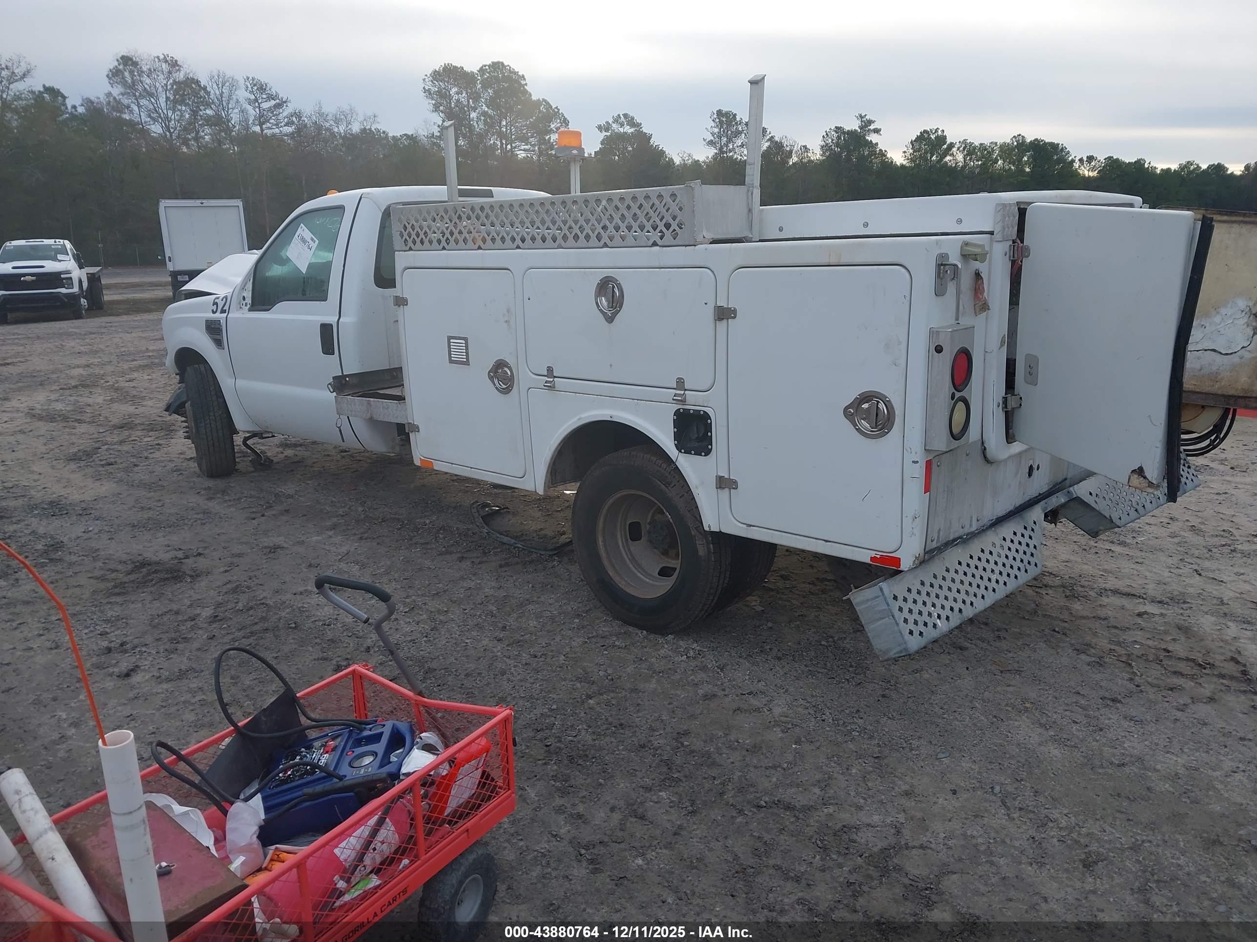 FORD F-350 image 3