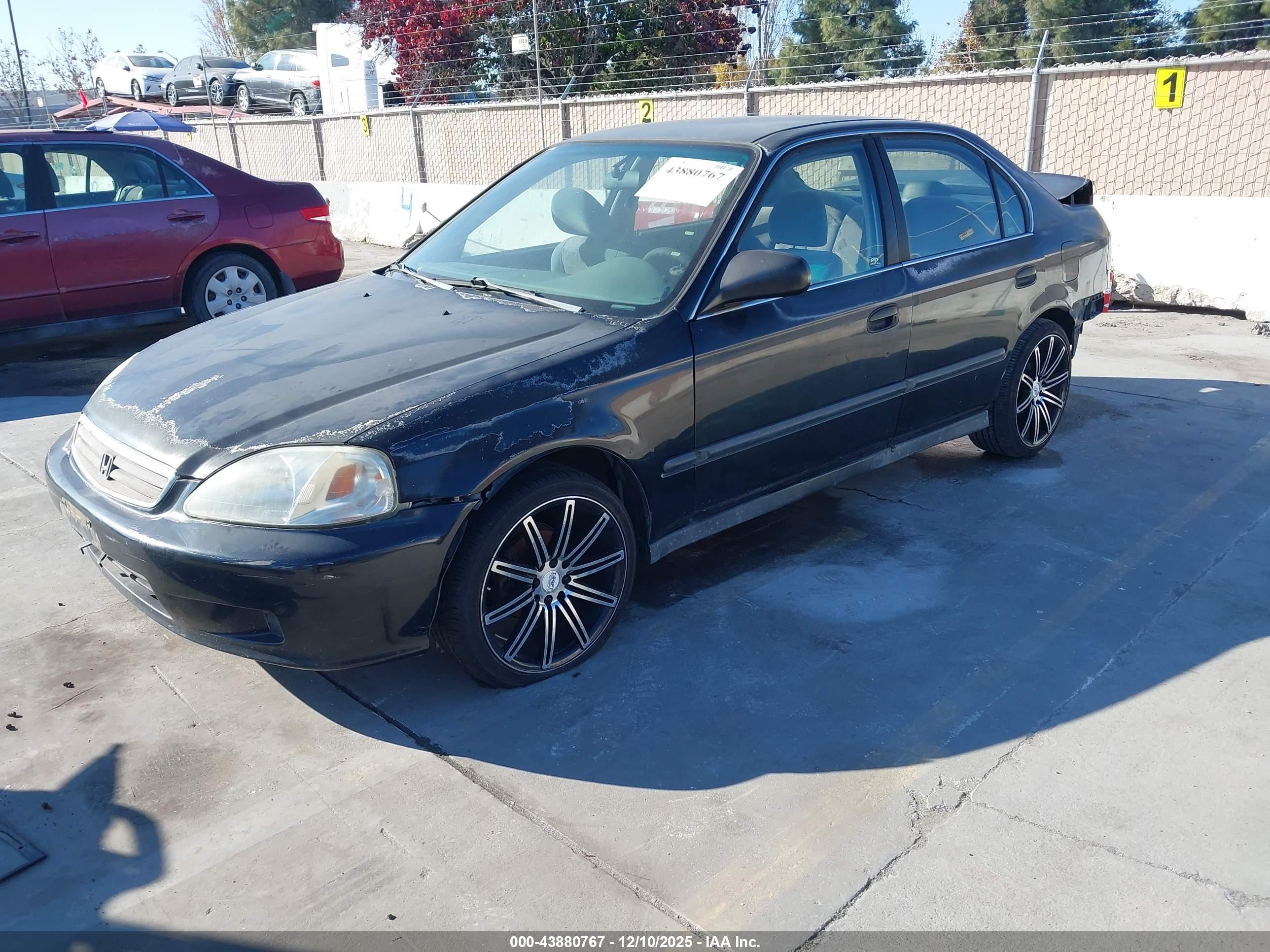 HONDA CIVIC image 2