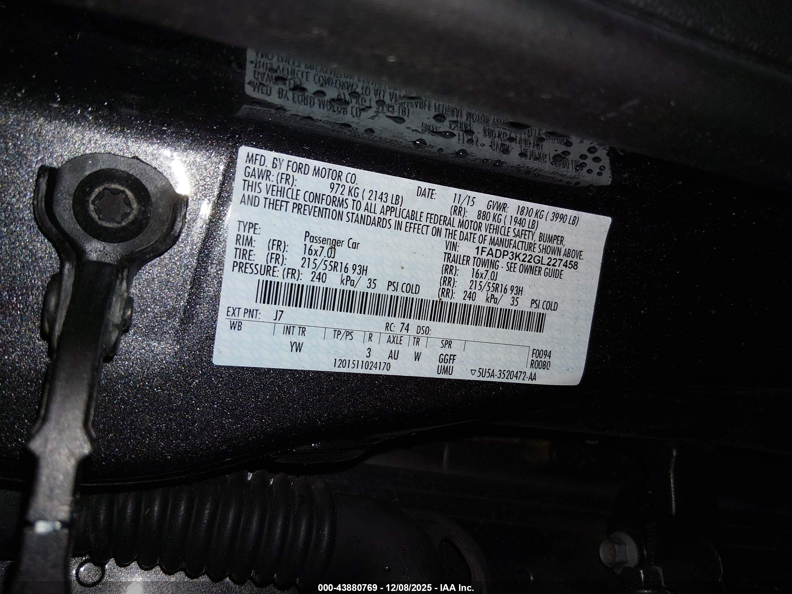 FORD FOCUS image 9
