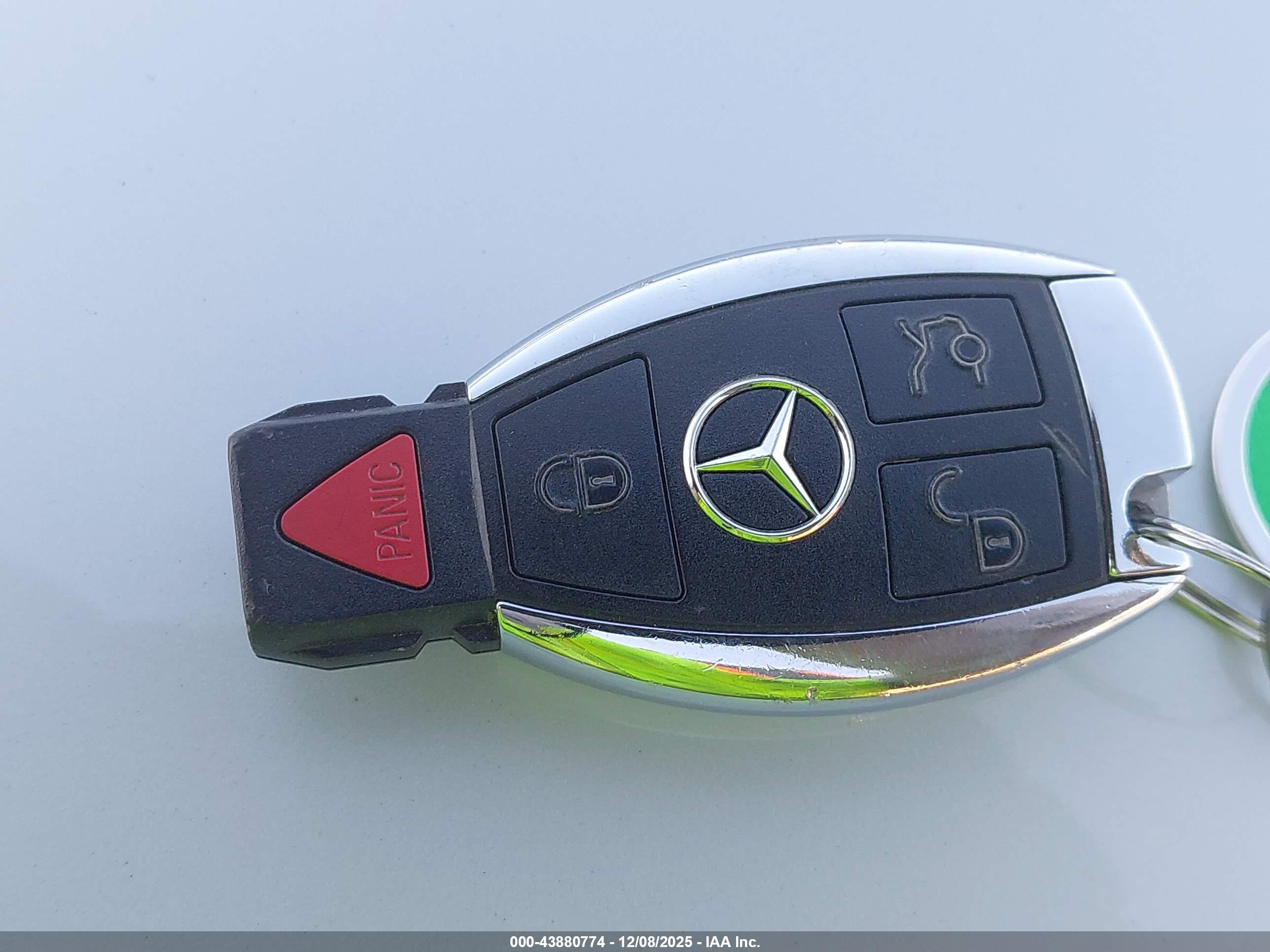 MERCEDES-BENZ CLA image 11