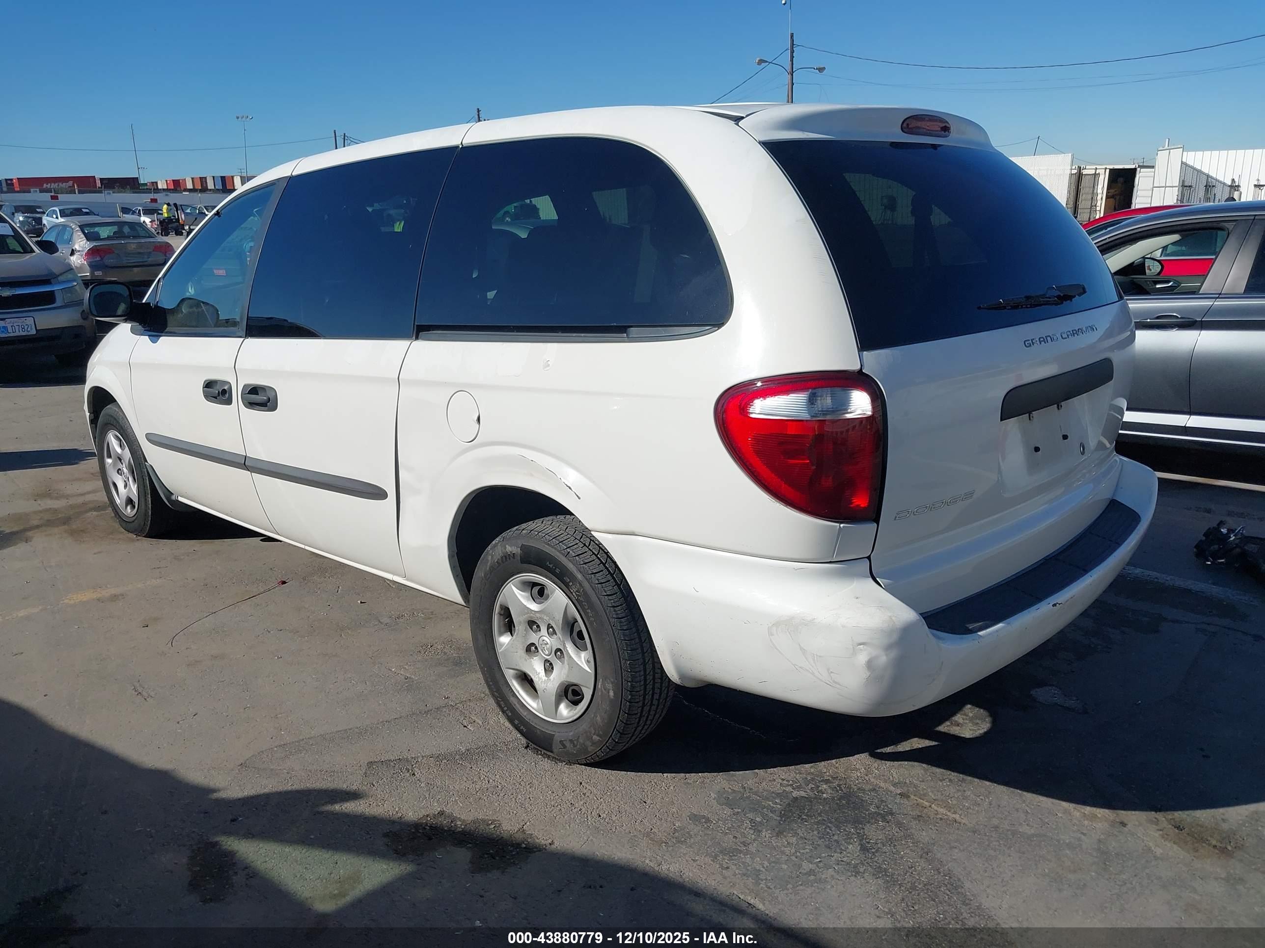 DODGE GRAND image 3