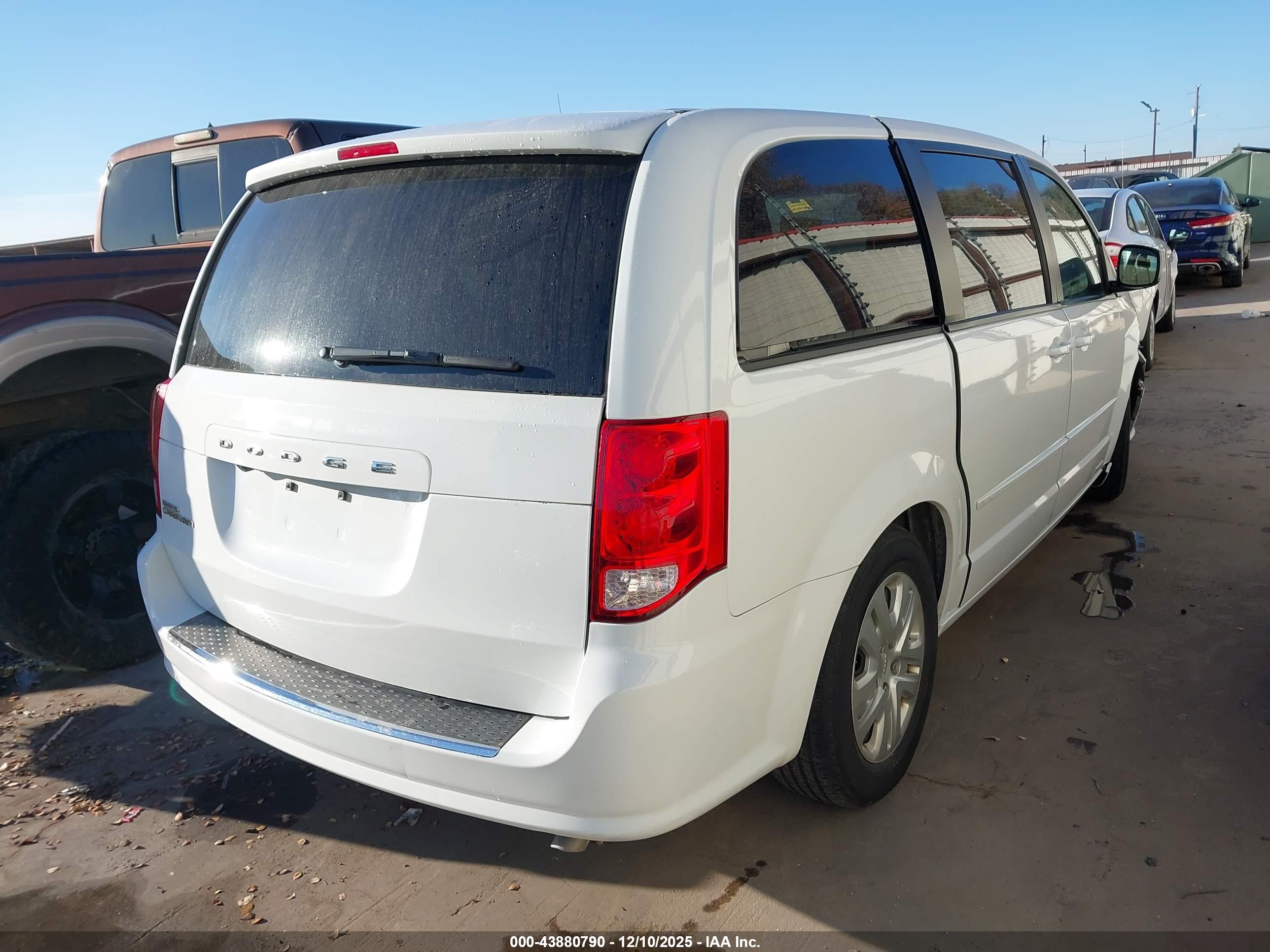 DODGE GRAND image 4