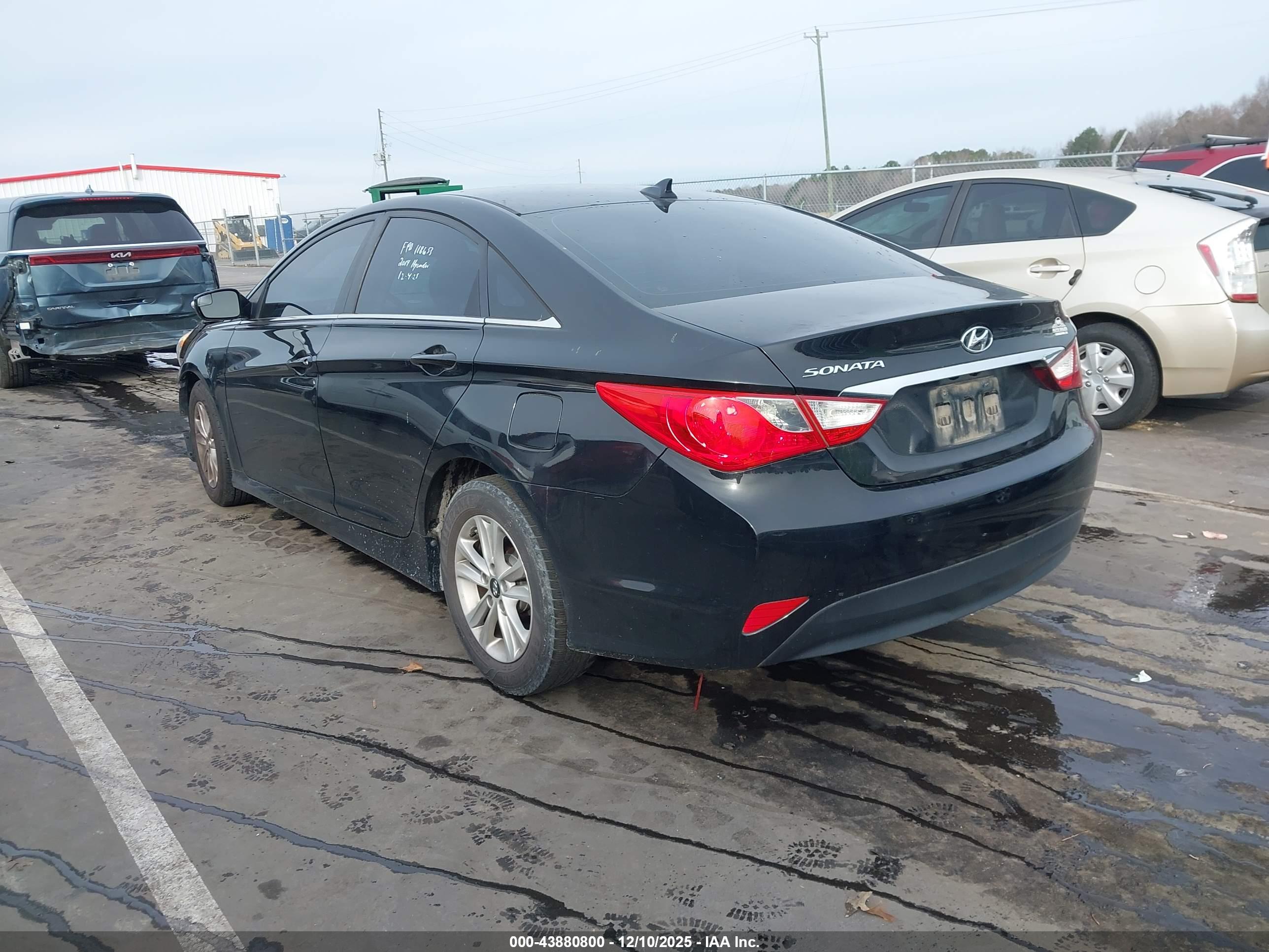 HYUNDAI SONATA image 3