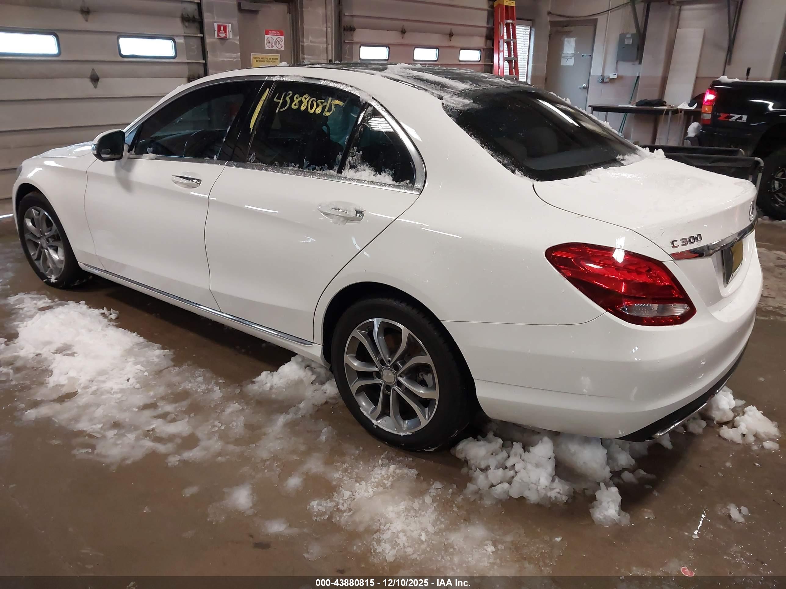 MERCEDES-BENZ C image 3