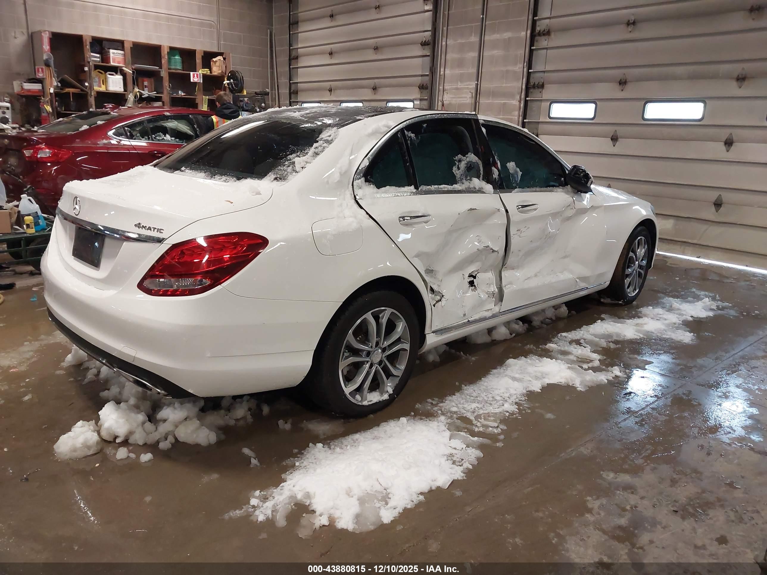 MERCEDES-BENZ C image 4