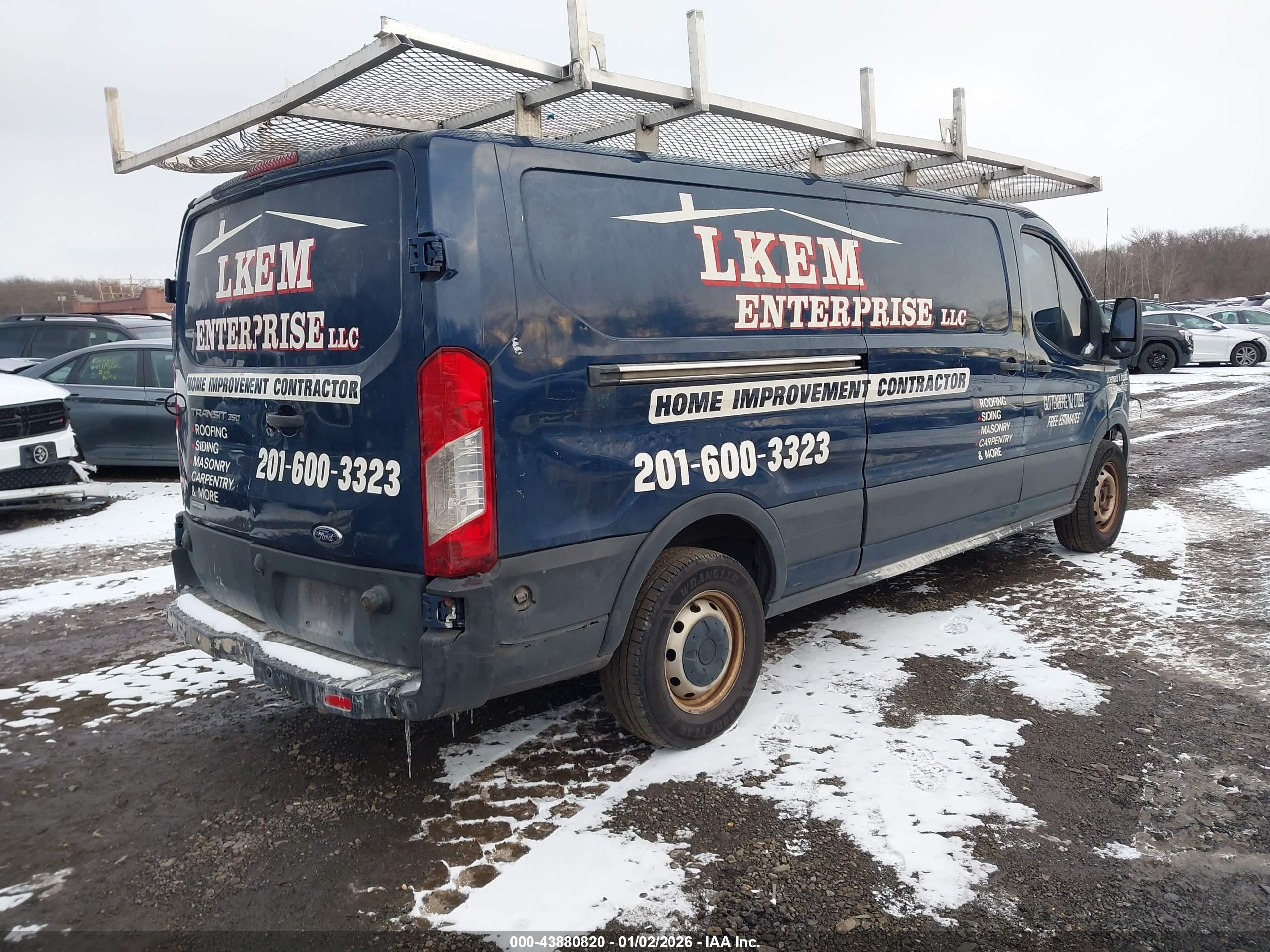 FORD TRANSIT-350 image 4