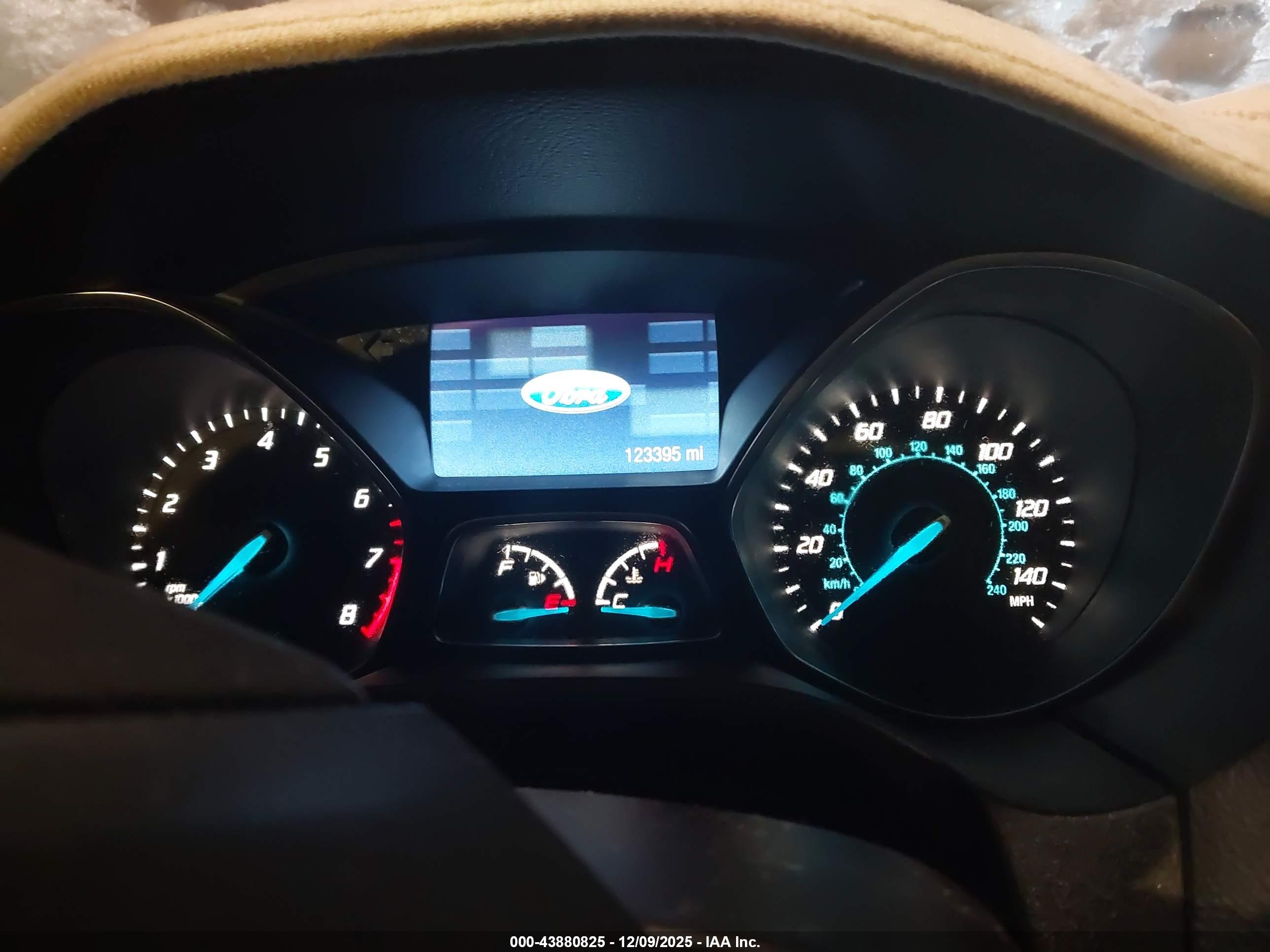 FORD FOCUS image 7