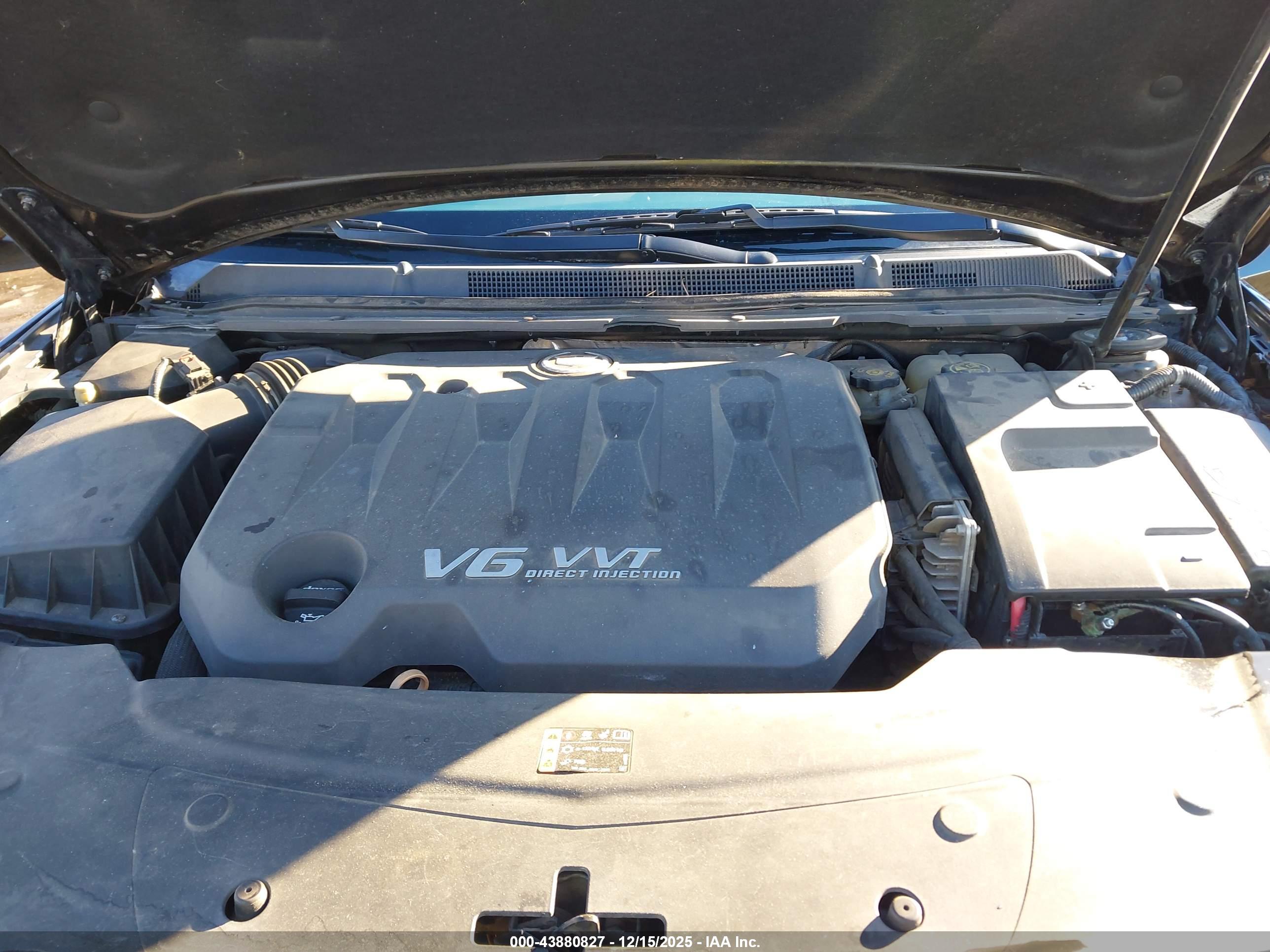 CADILLAC XTS image 10
