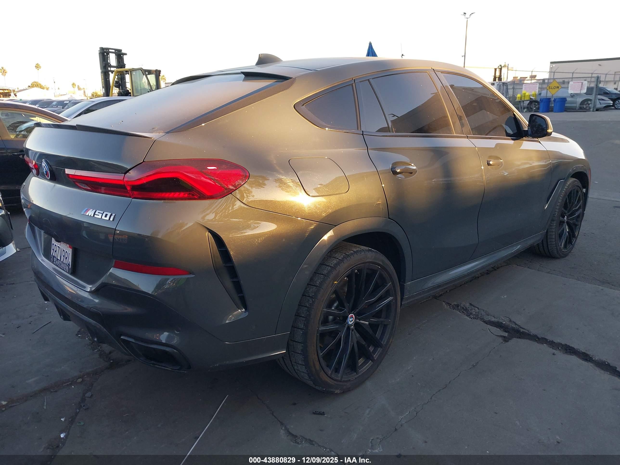 BMW X6 image 4
