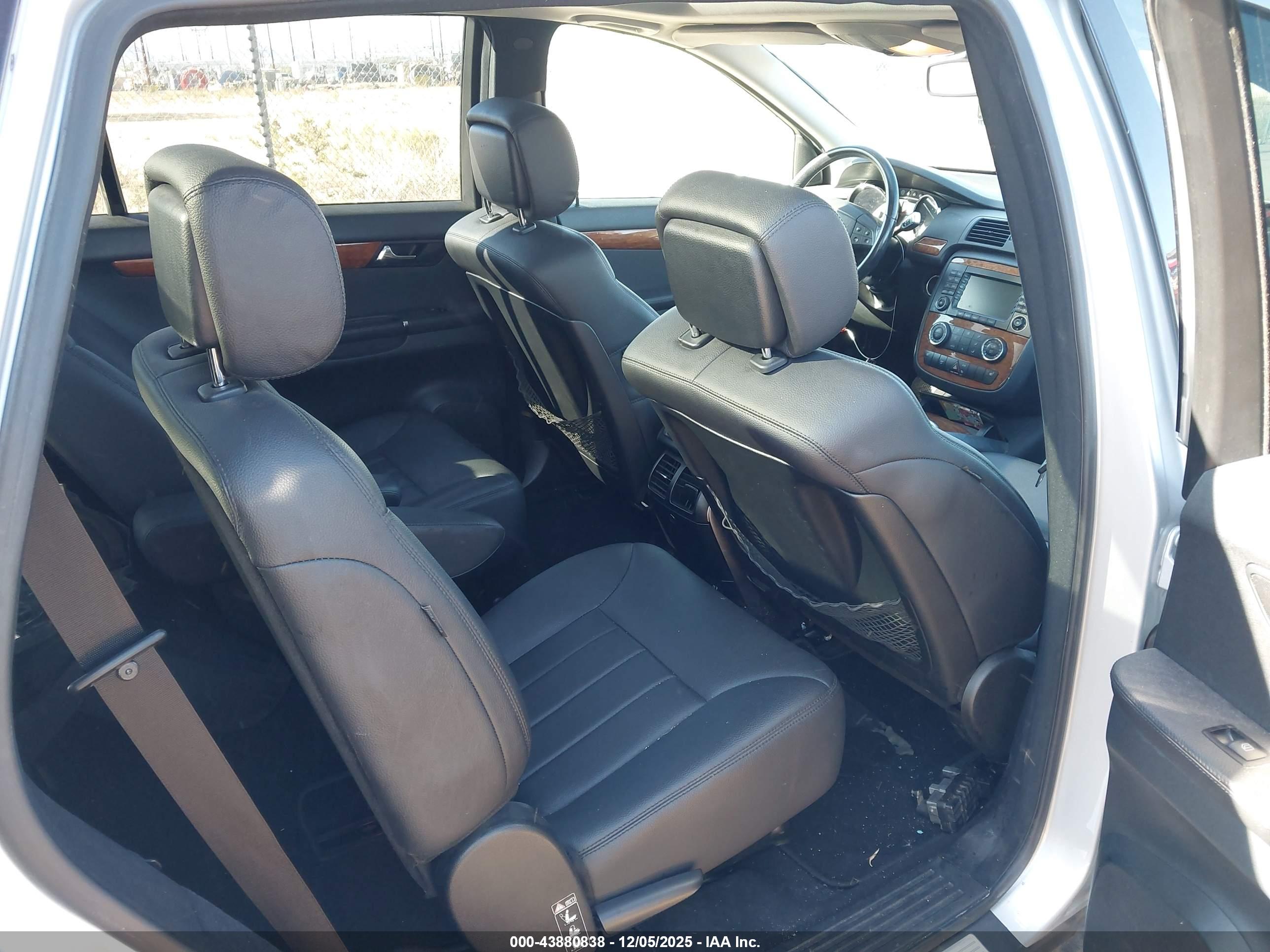 MERCEDES-BENZ R image 8