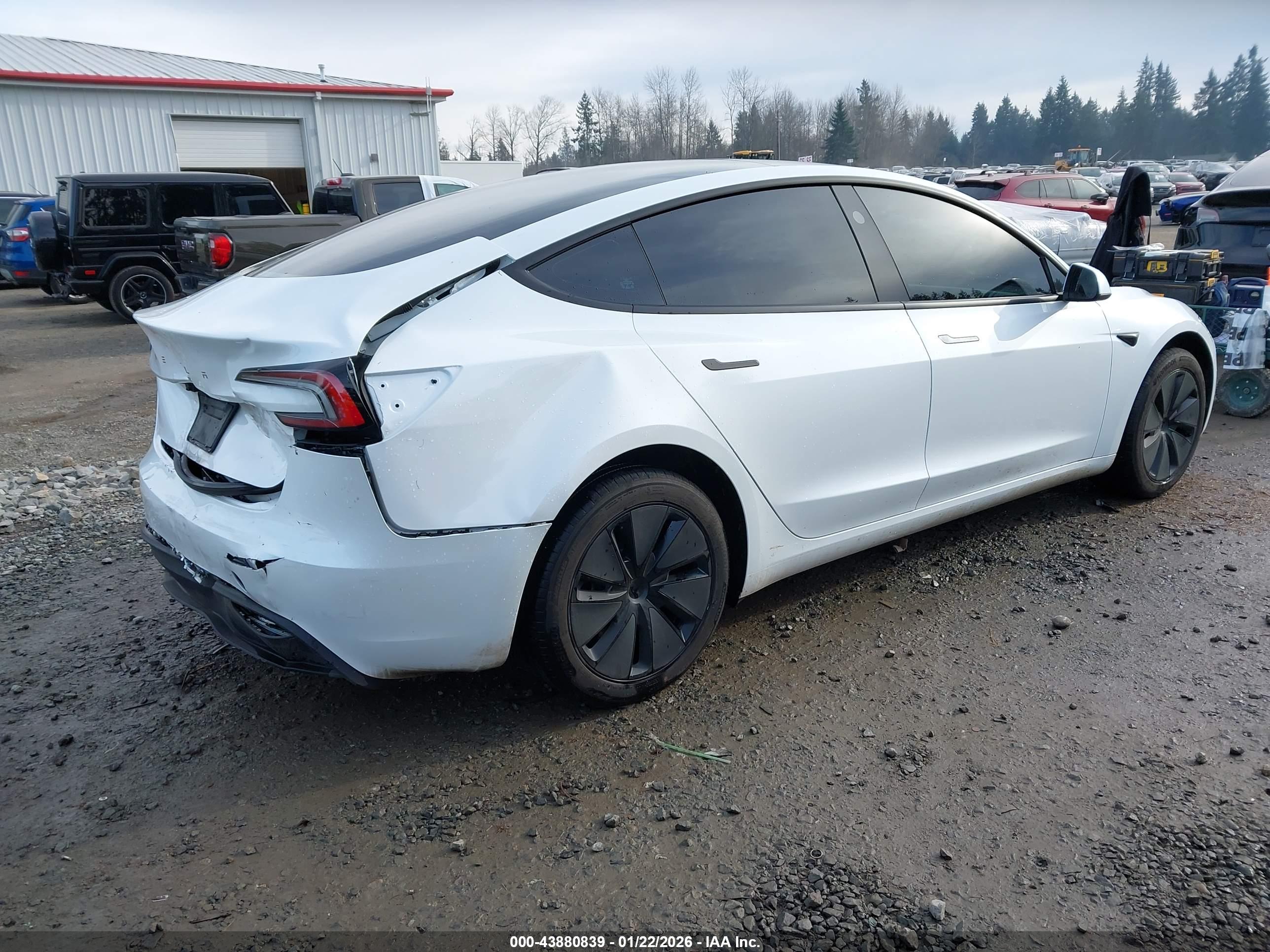 TESLA MODEL image 4