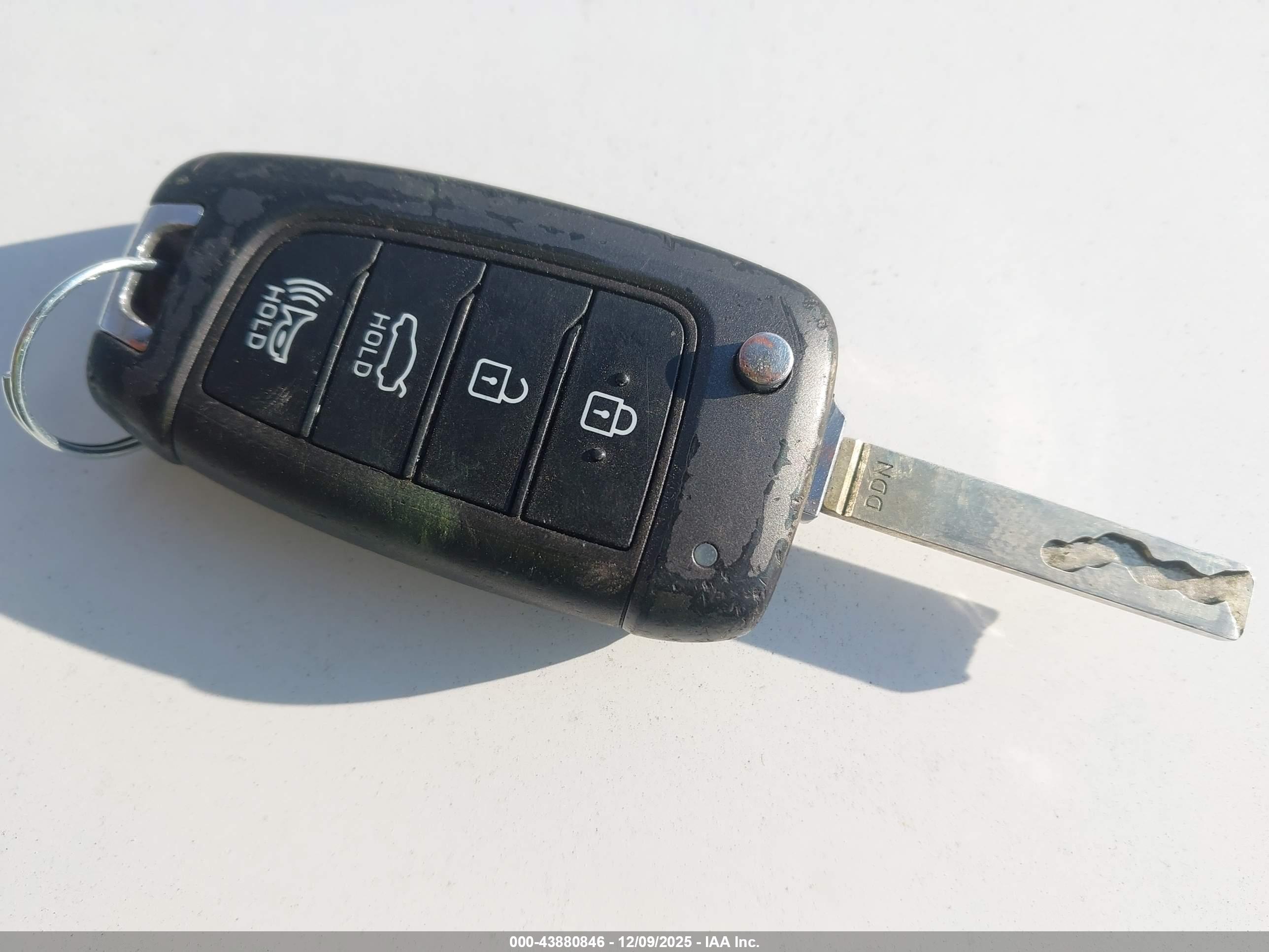 HYUNDAI SONATA image 11
