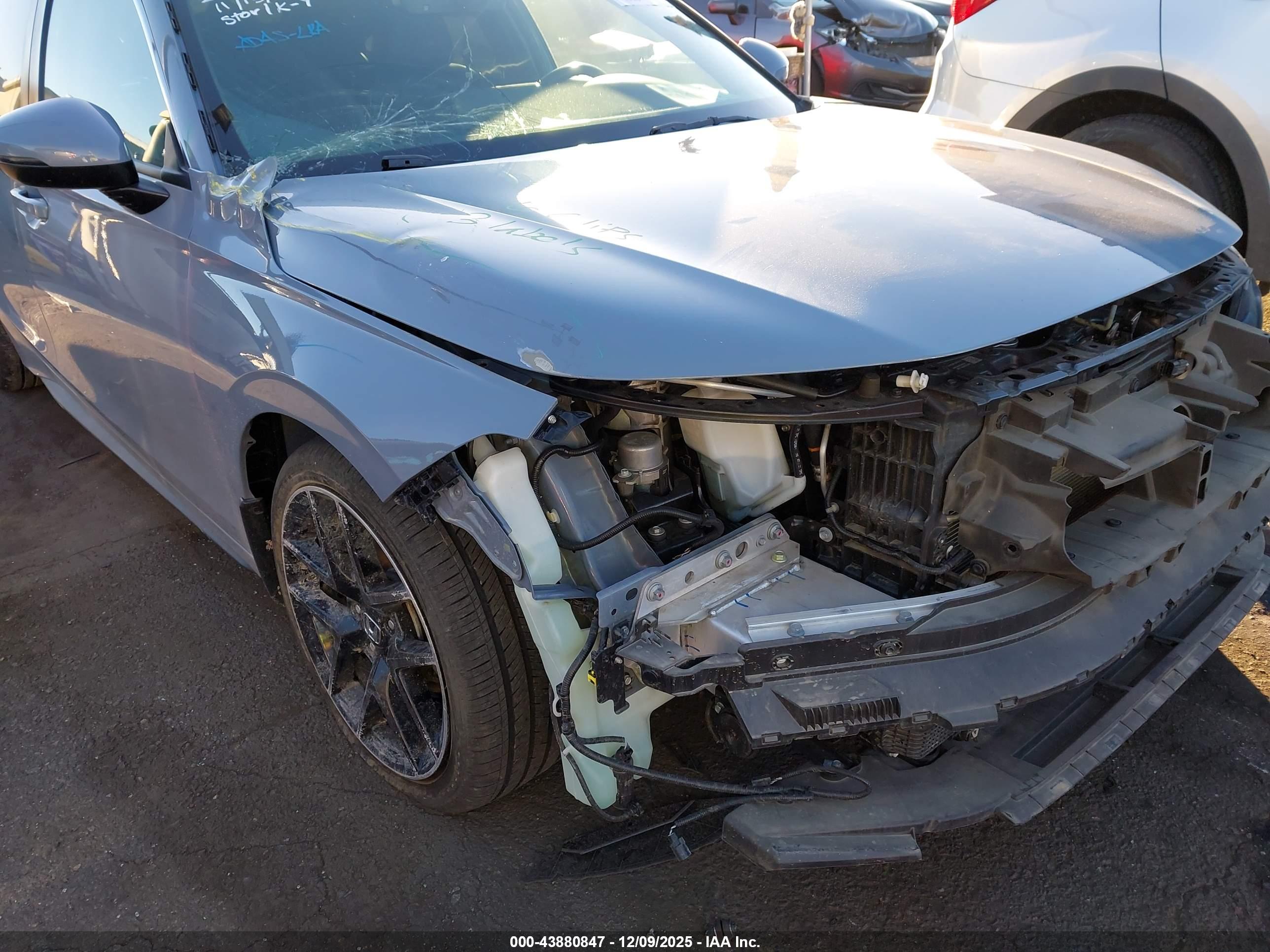 HONDA CIVIC image 6