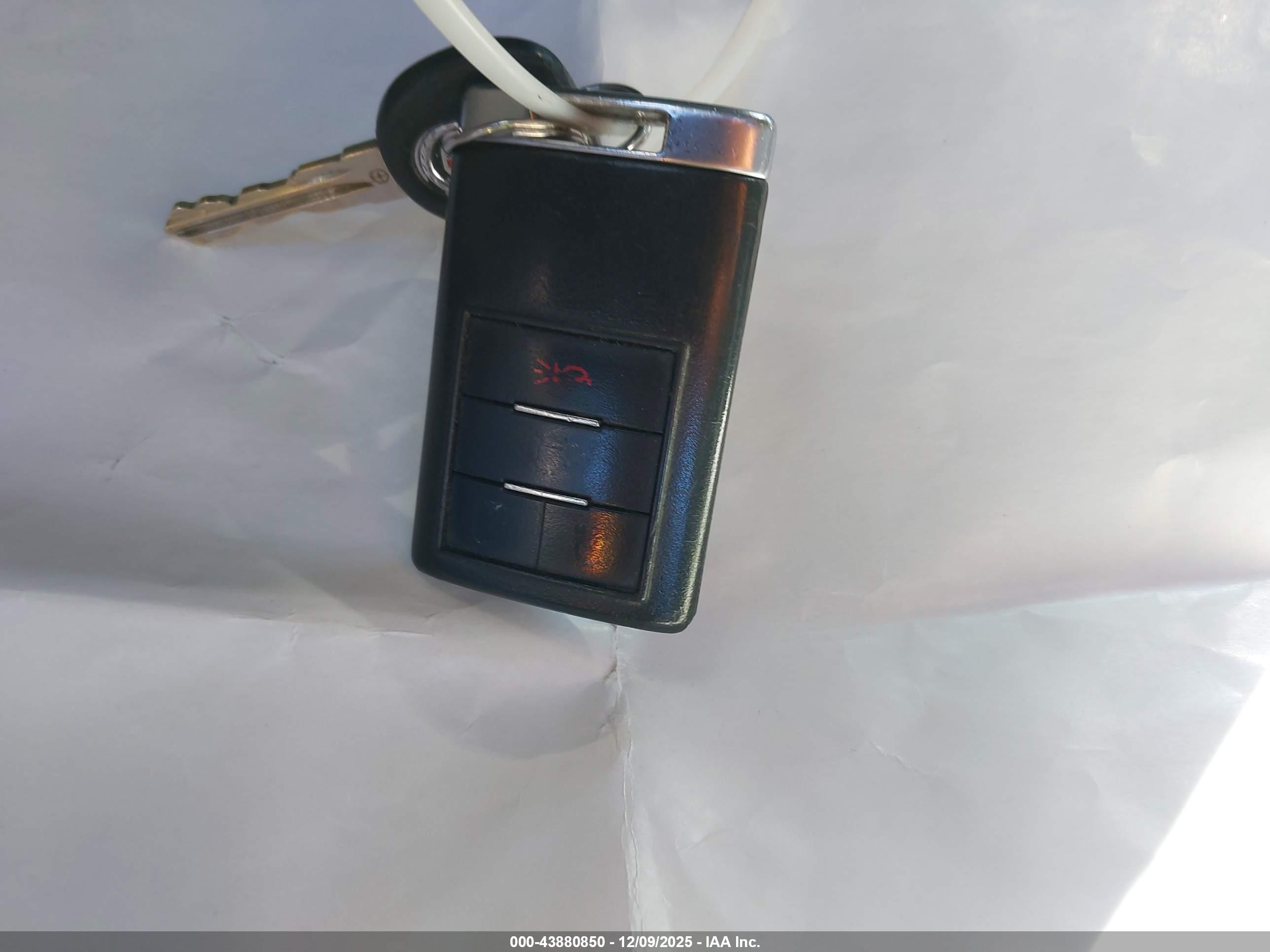 CADILLAC CTS image 11