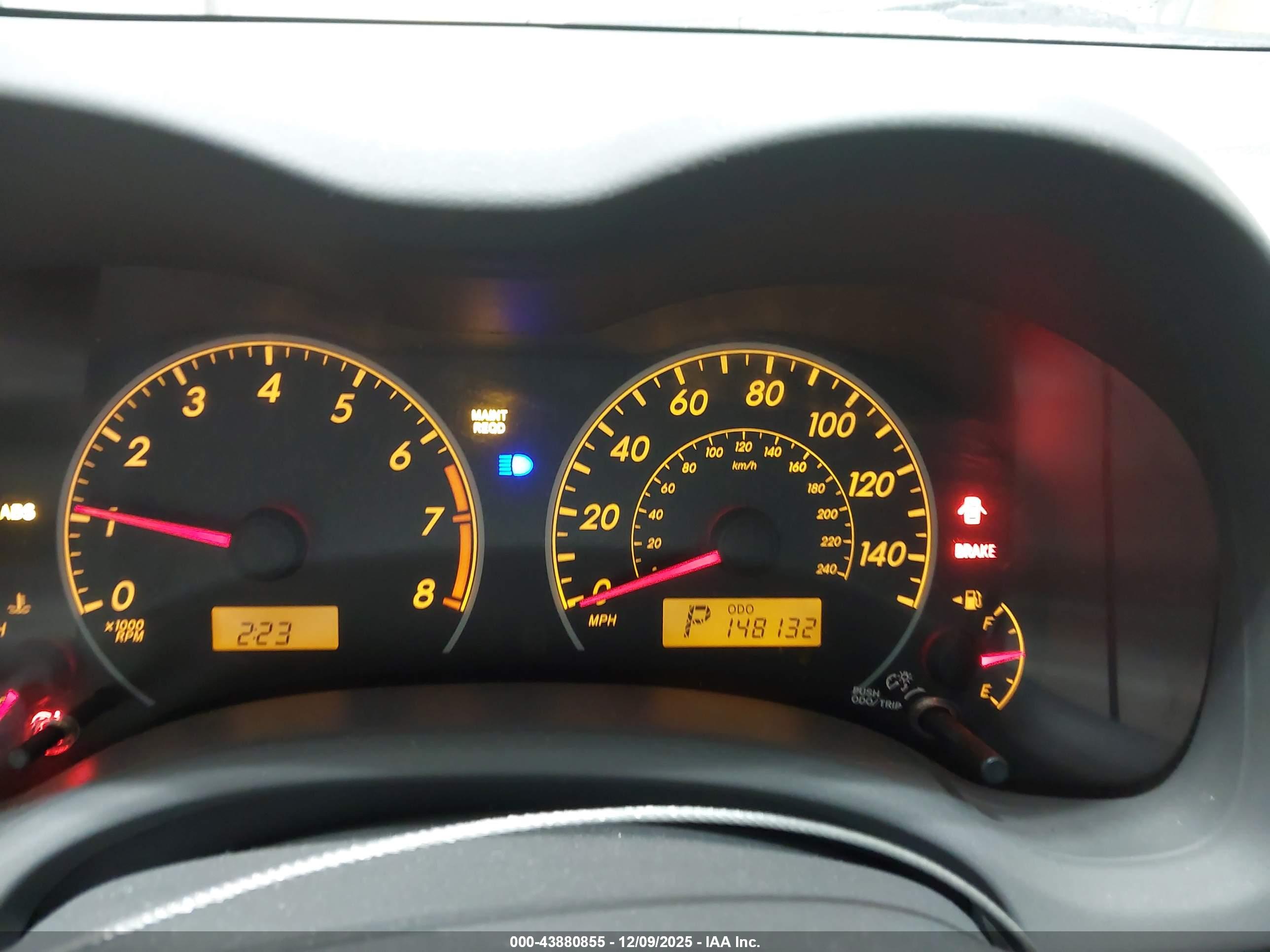 TOYOTA COROLLA image 7