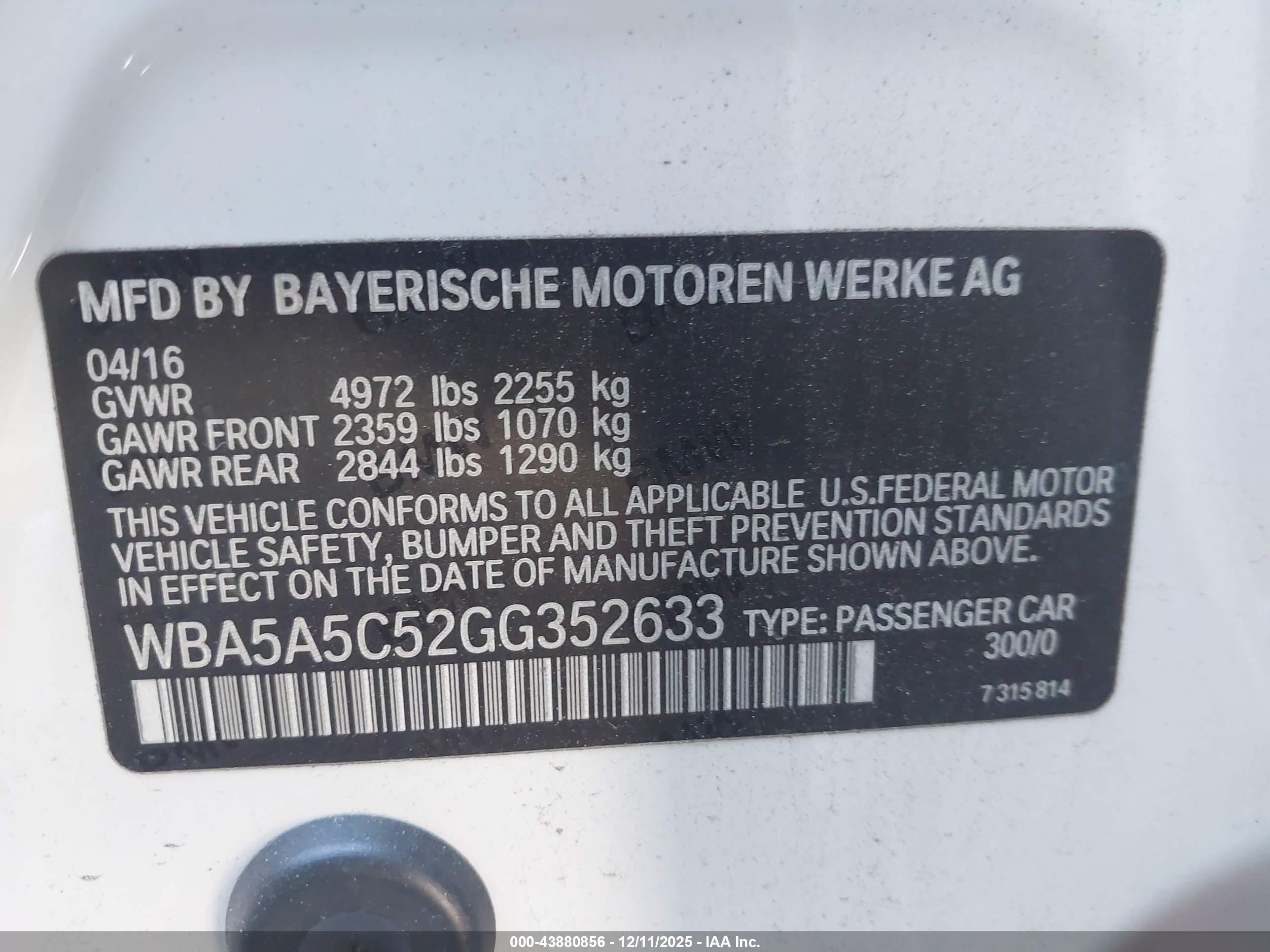 BMW 528I image 9