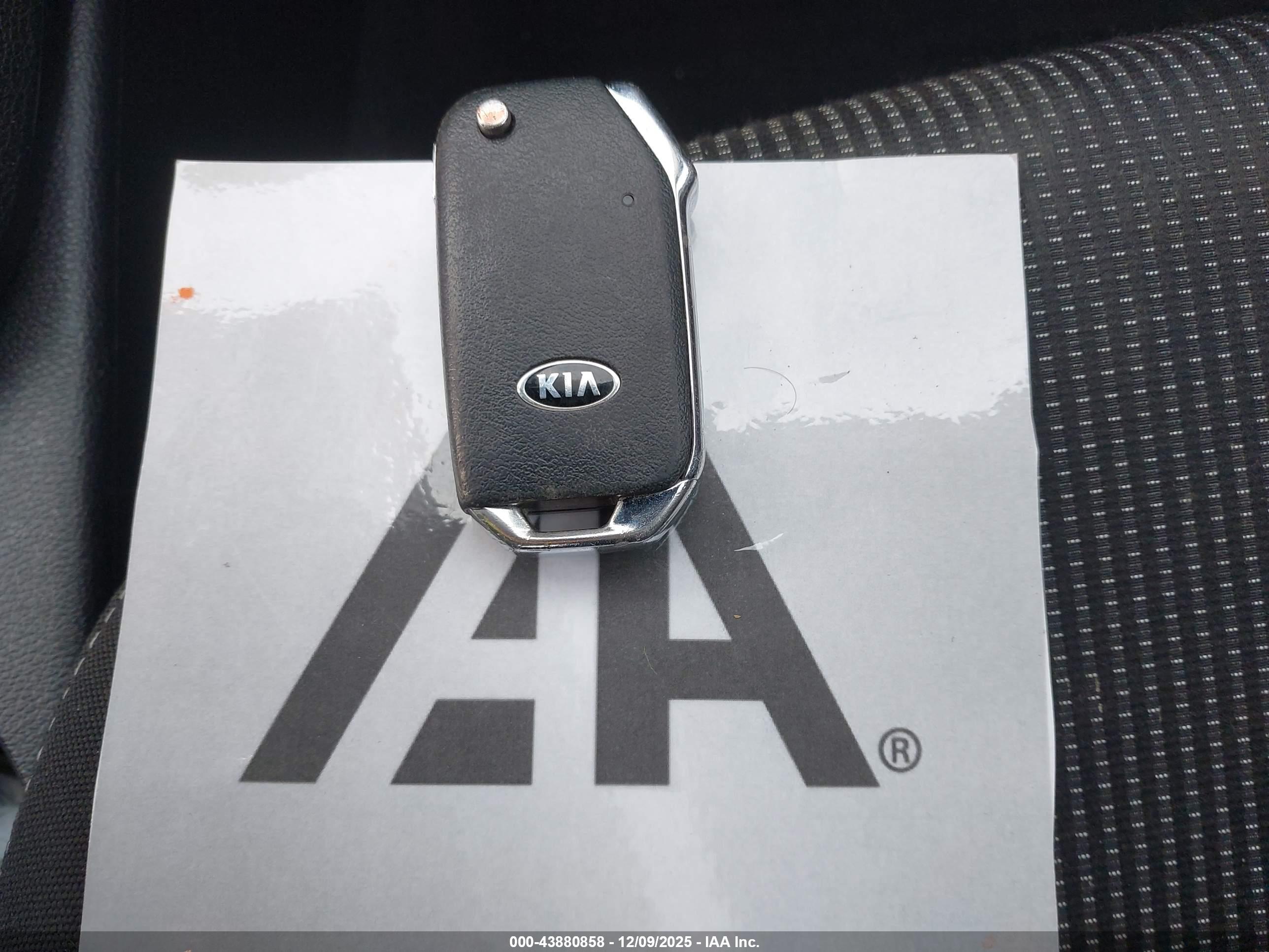 KIA FORTE image 11